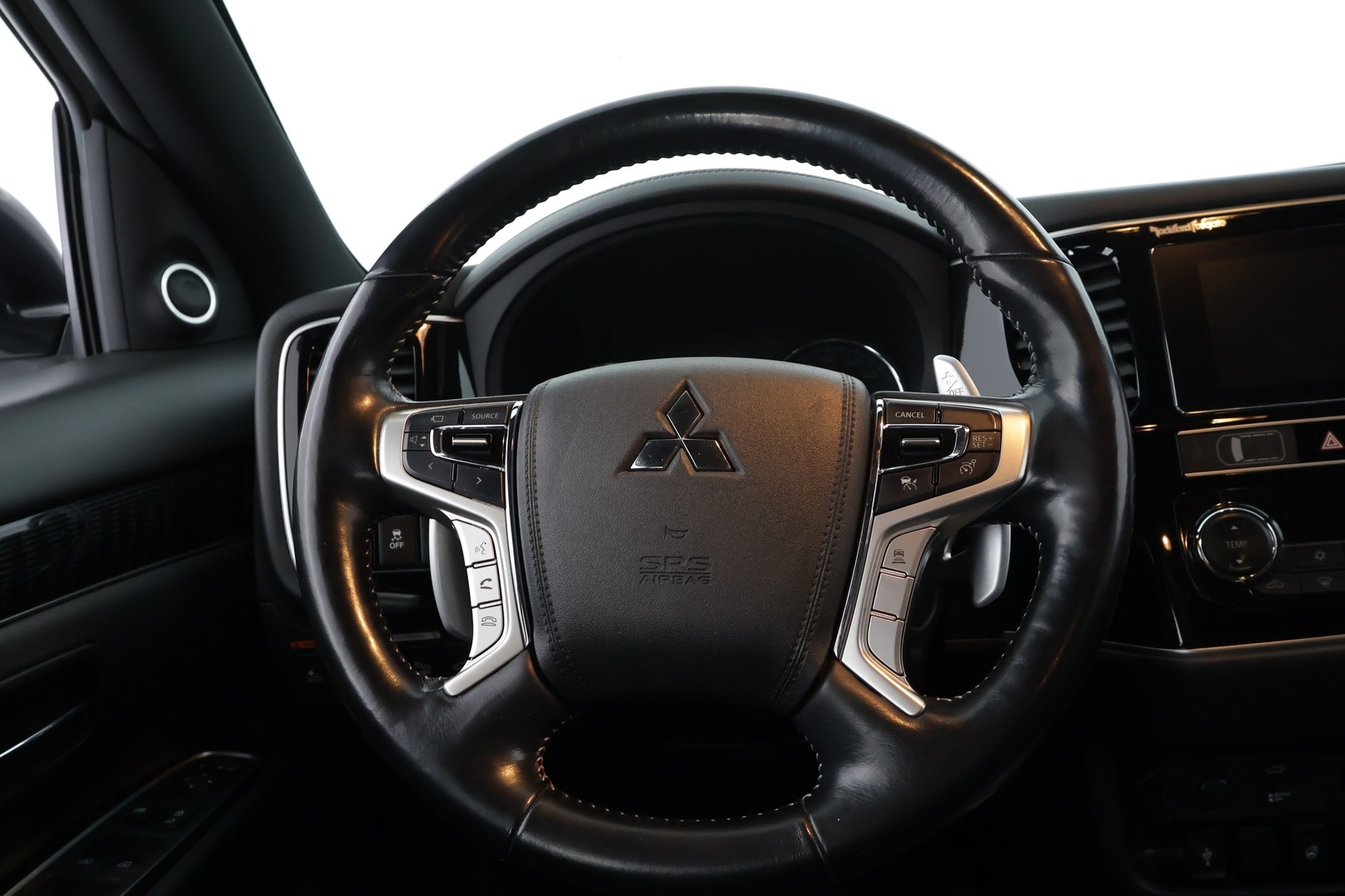 MITSUBISHI Outlander PHEV 2019