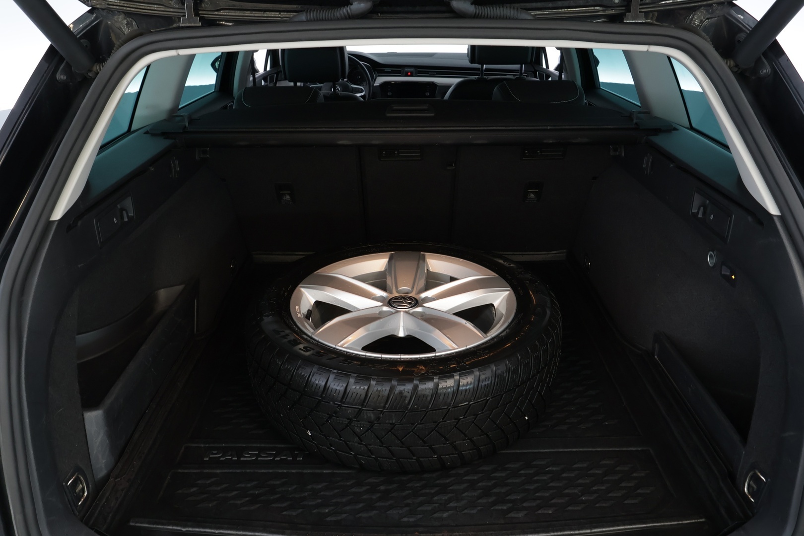 VOLKSWAGEN Passat 2020