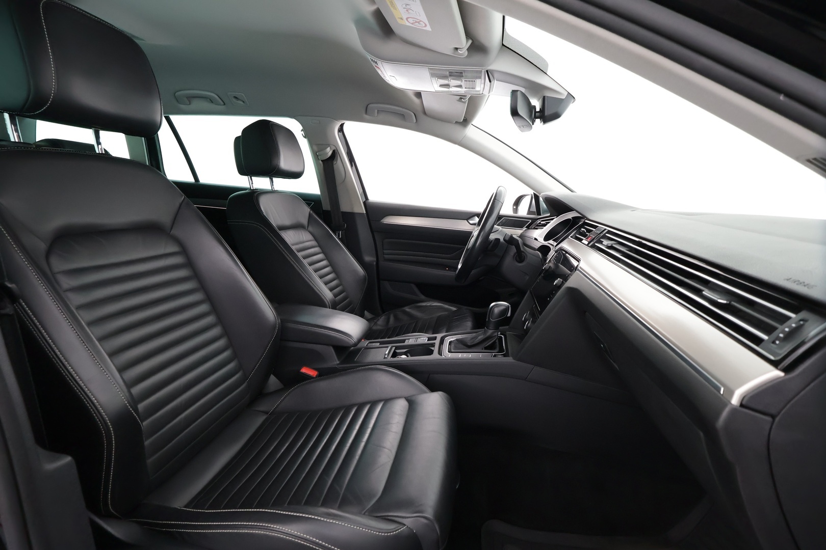 VOLKSWAGEN Passat 2020