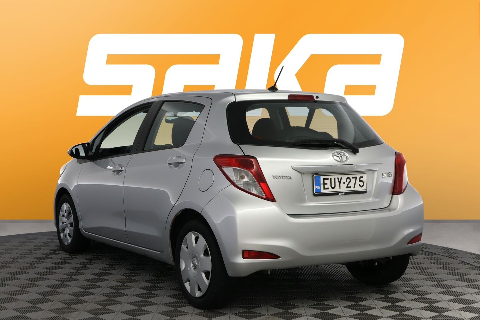 TOYOTA Yaris 2012