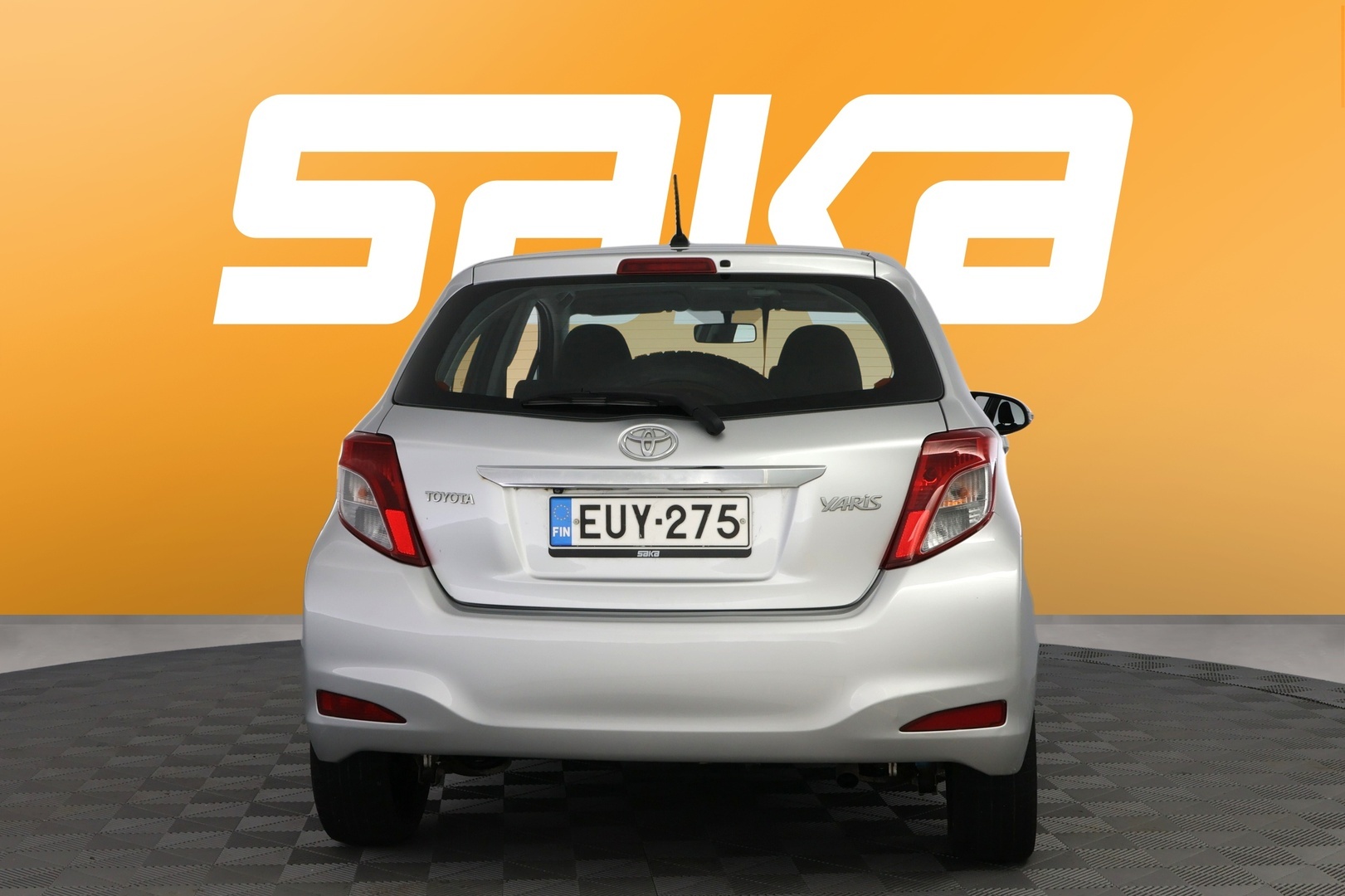 TOYOTA Yaris 2012