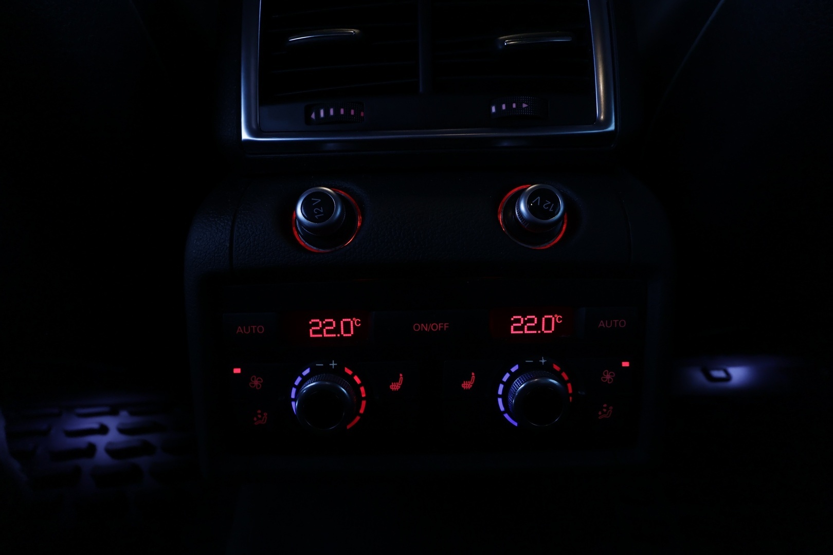 AUDI Q7 2012