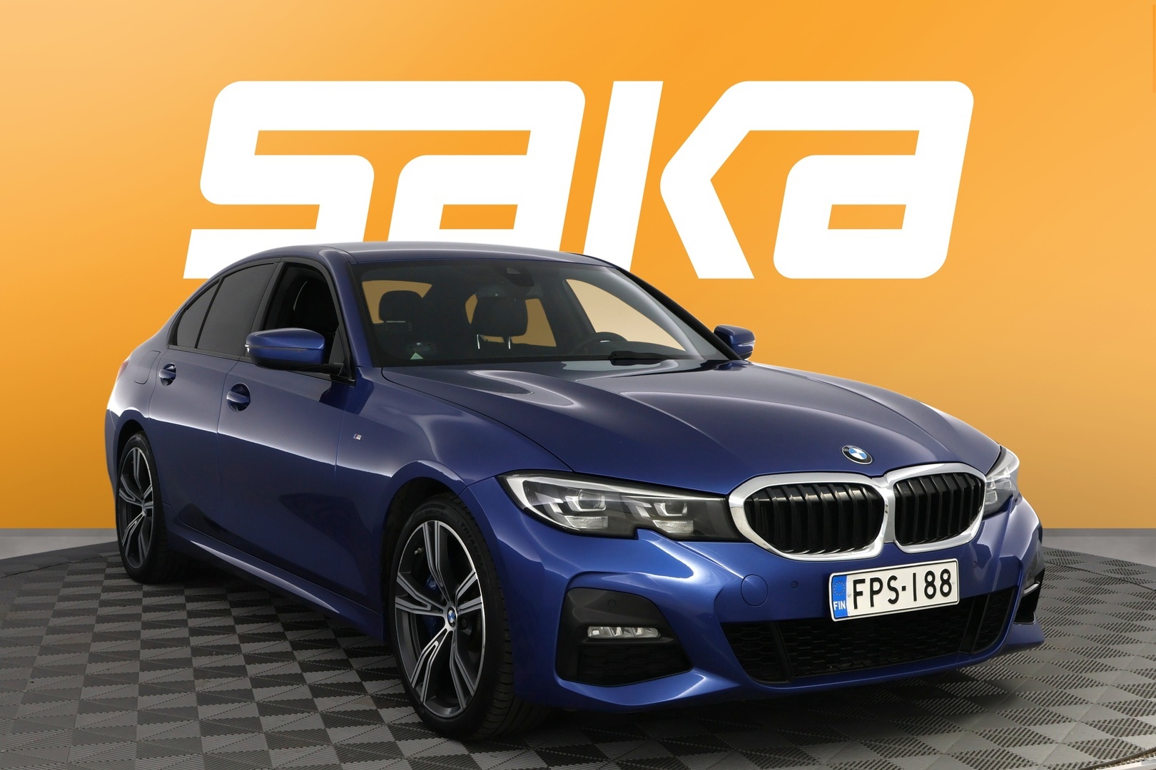 BMW 330 2020