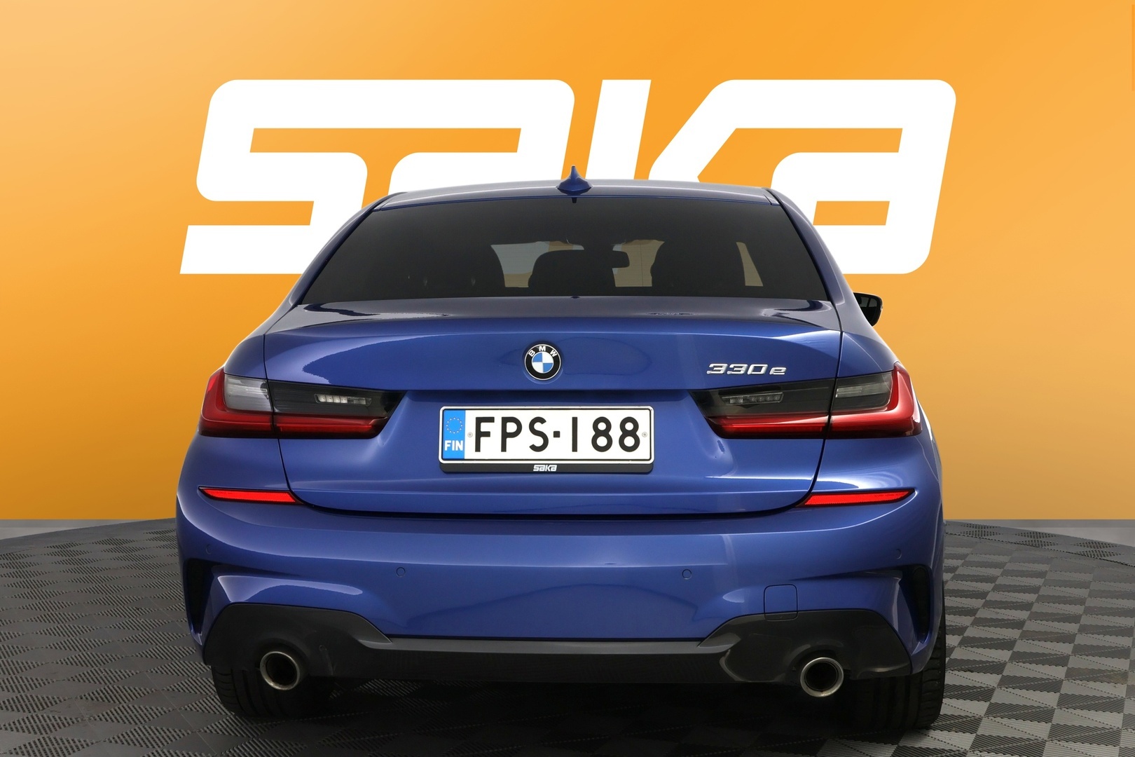BMW 330 2020