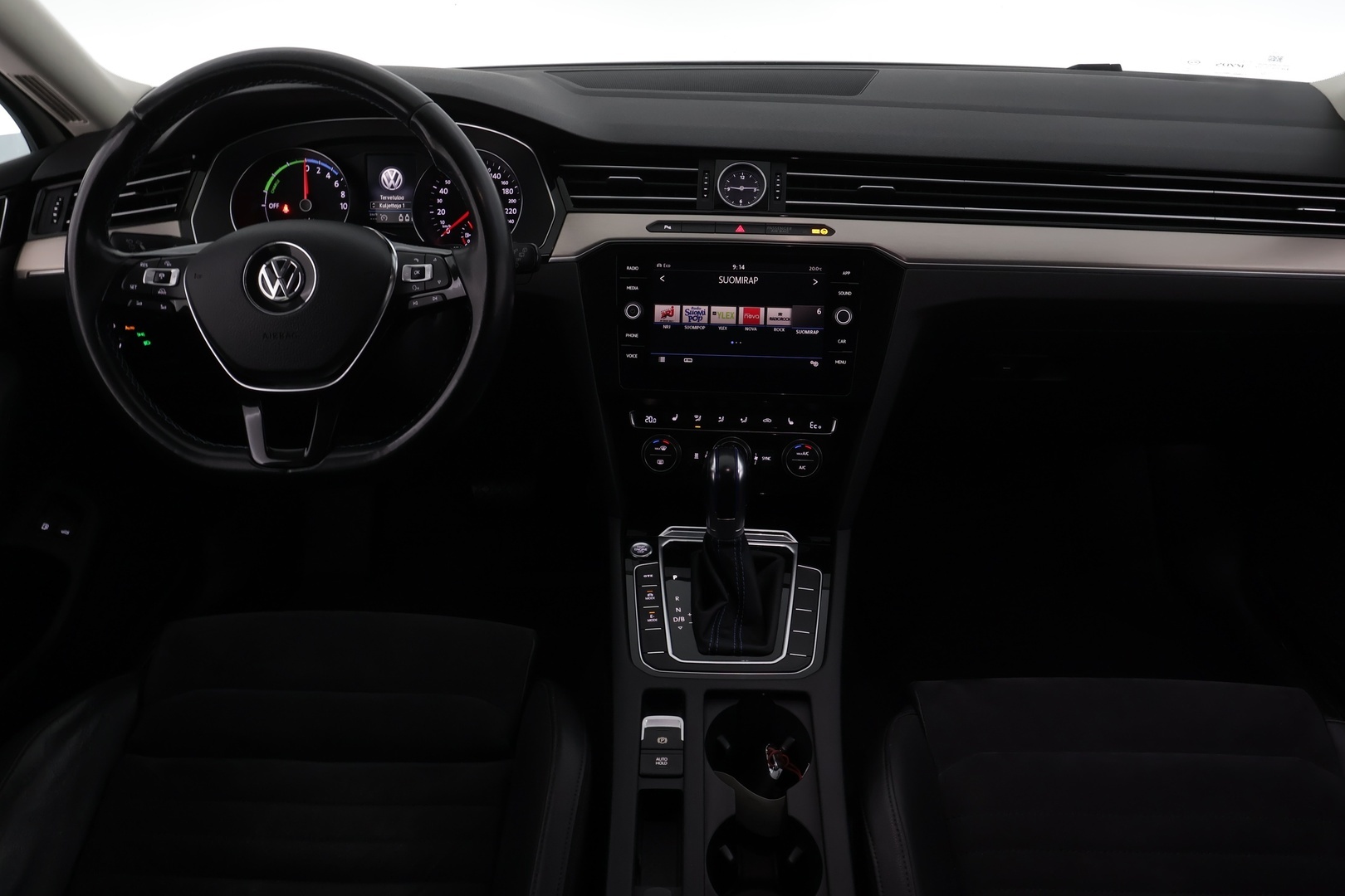VOLKSWAGEN Passat 2018