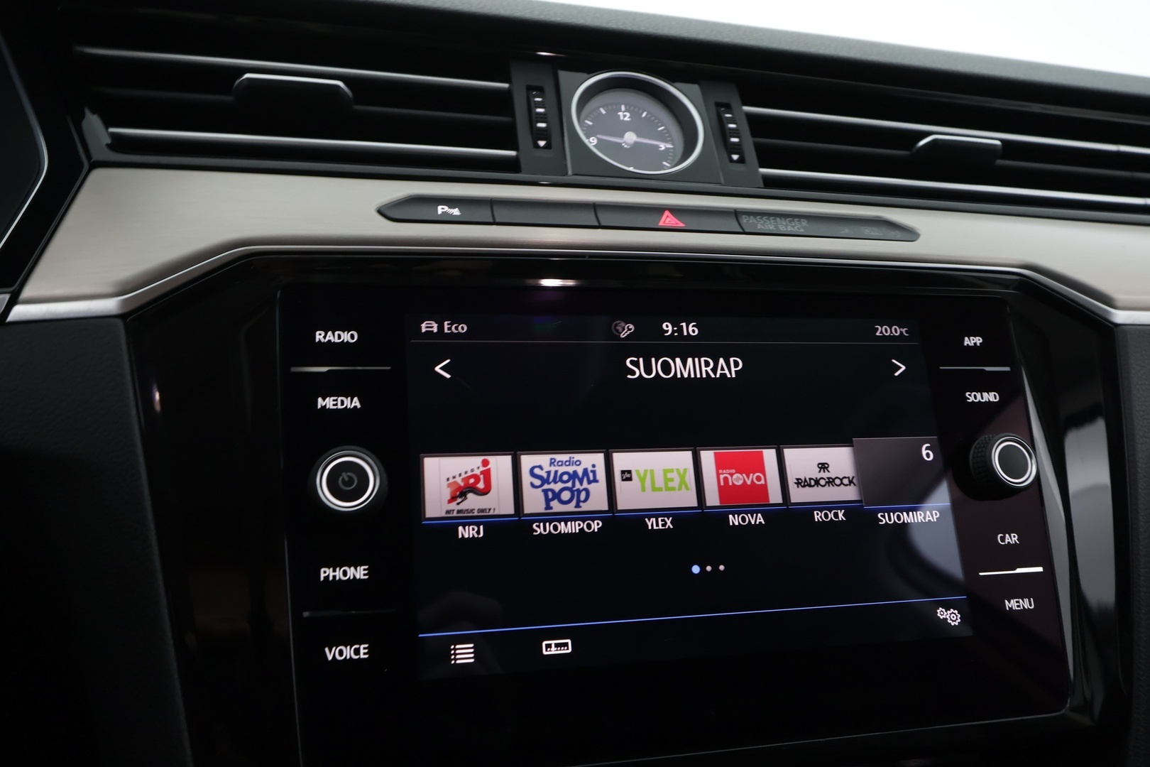 VOLKSWAGEN Passat 2018