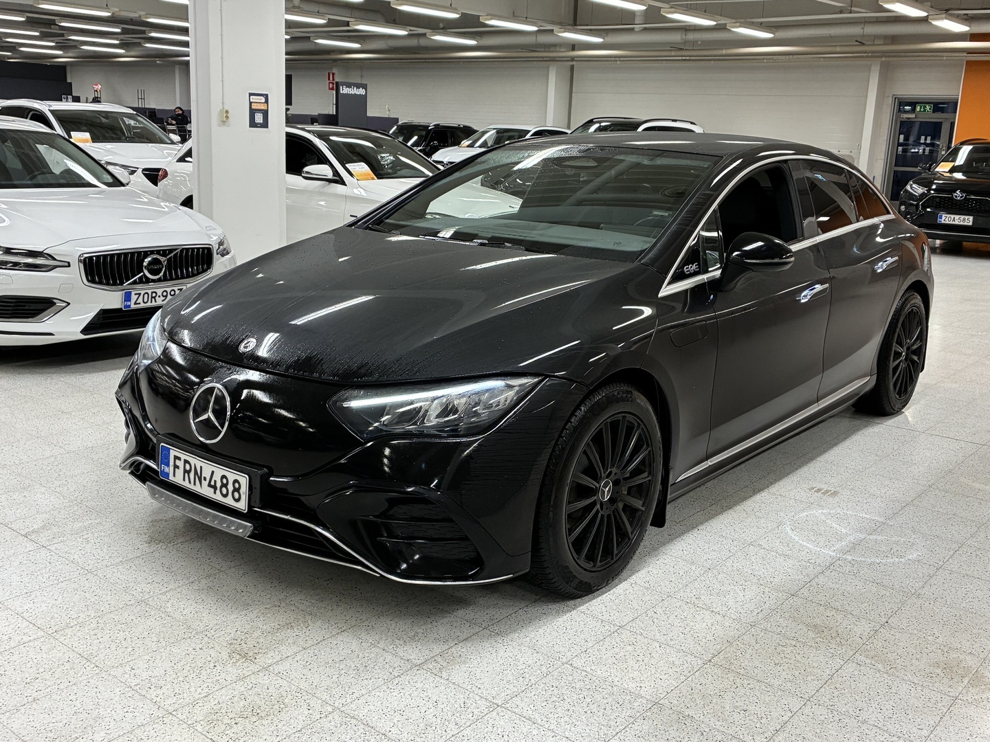 MERCEDES-BENZ EQE 2022