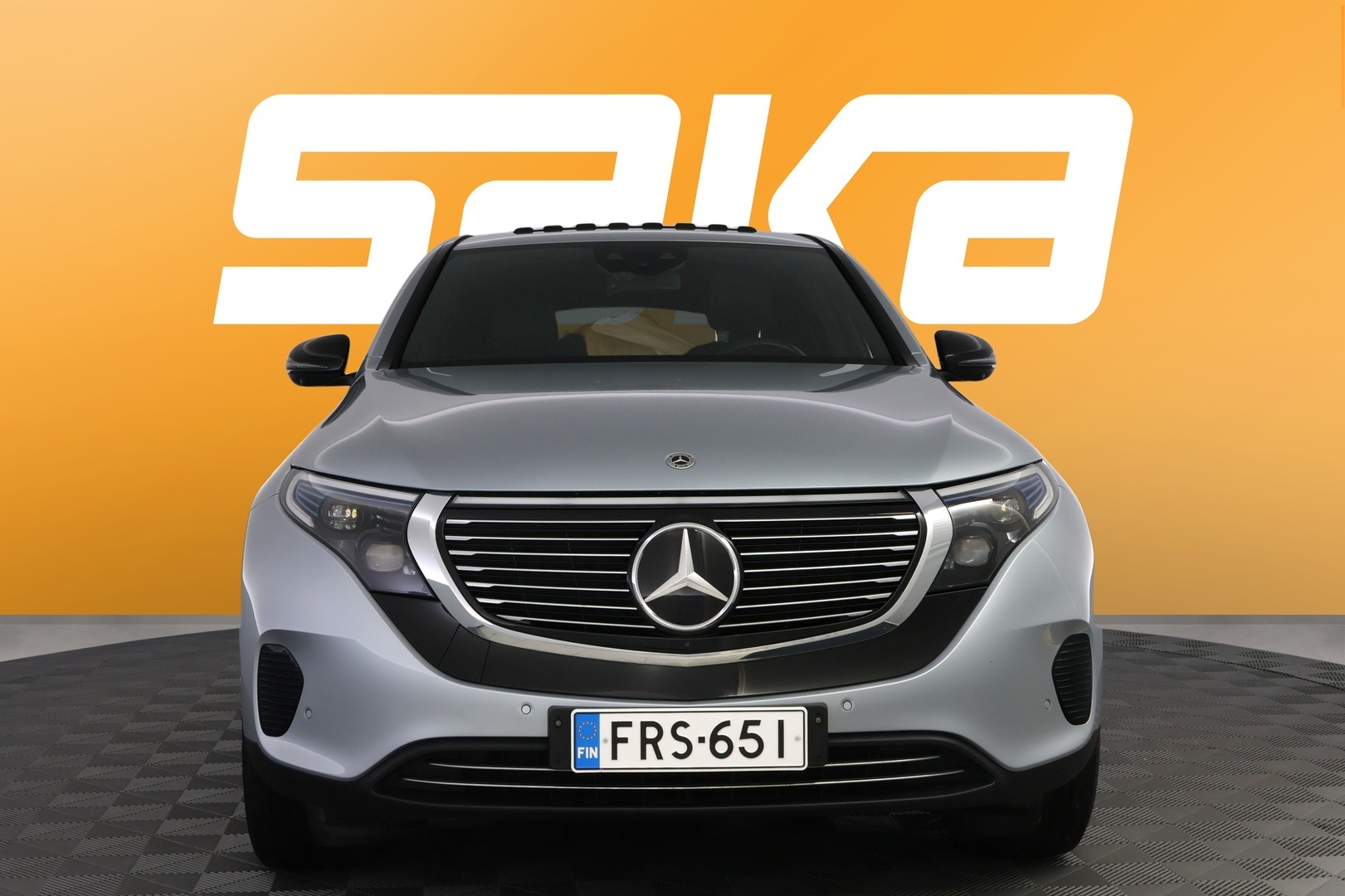MERCEDES-BENZ EQC 2021
