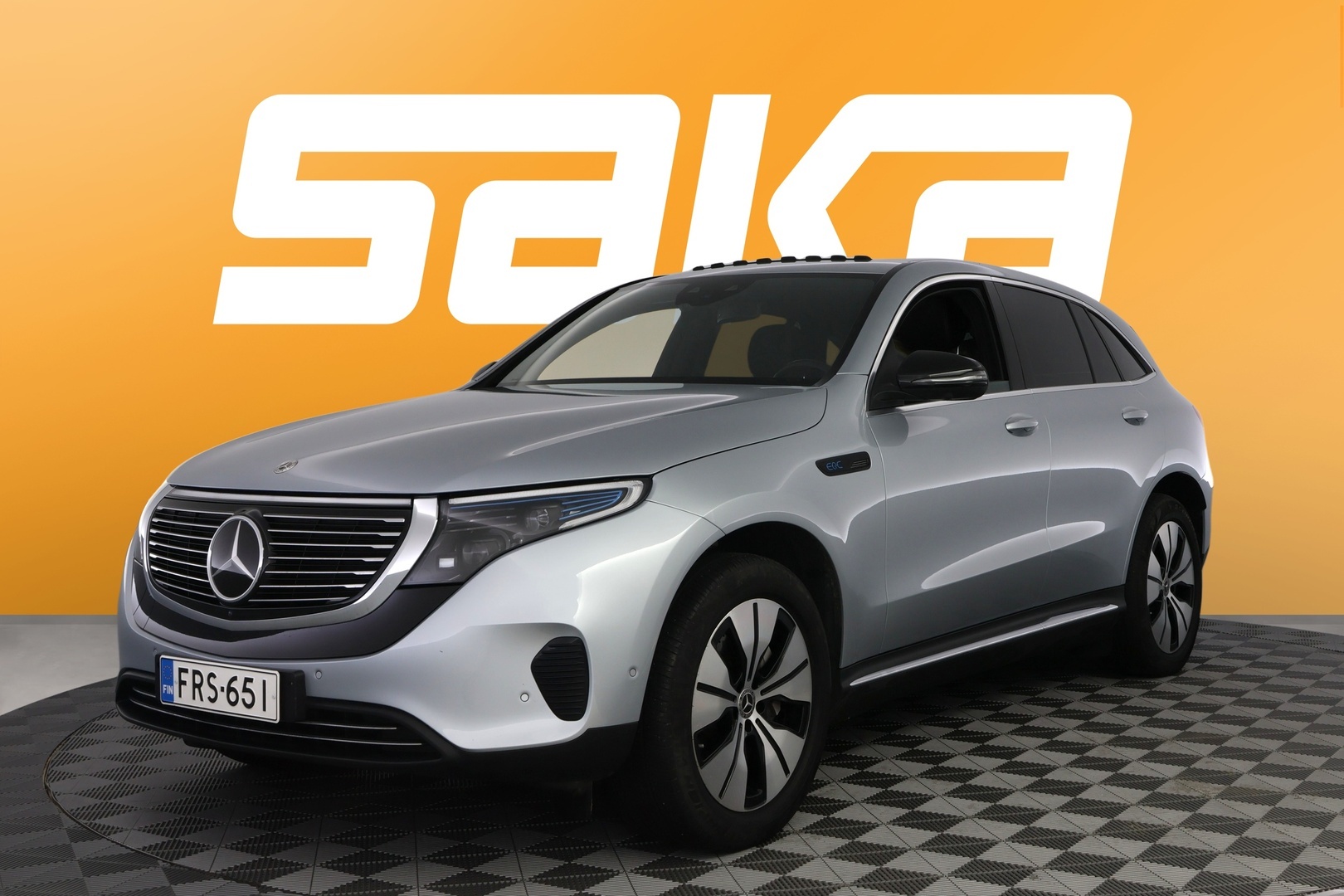 MERCEDES-BENZ EQC 2021