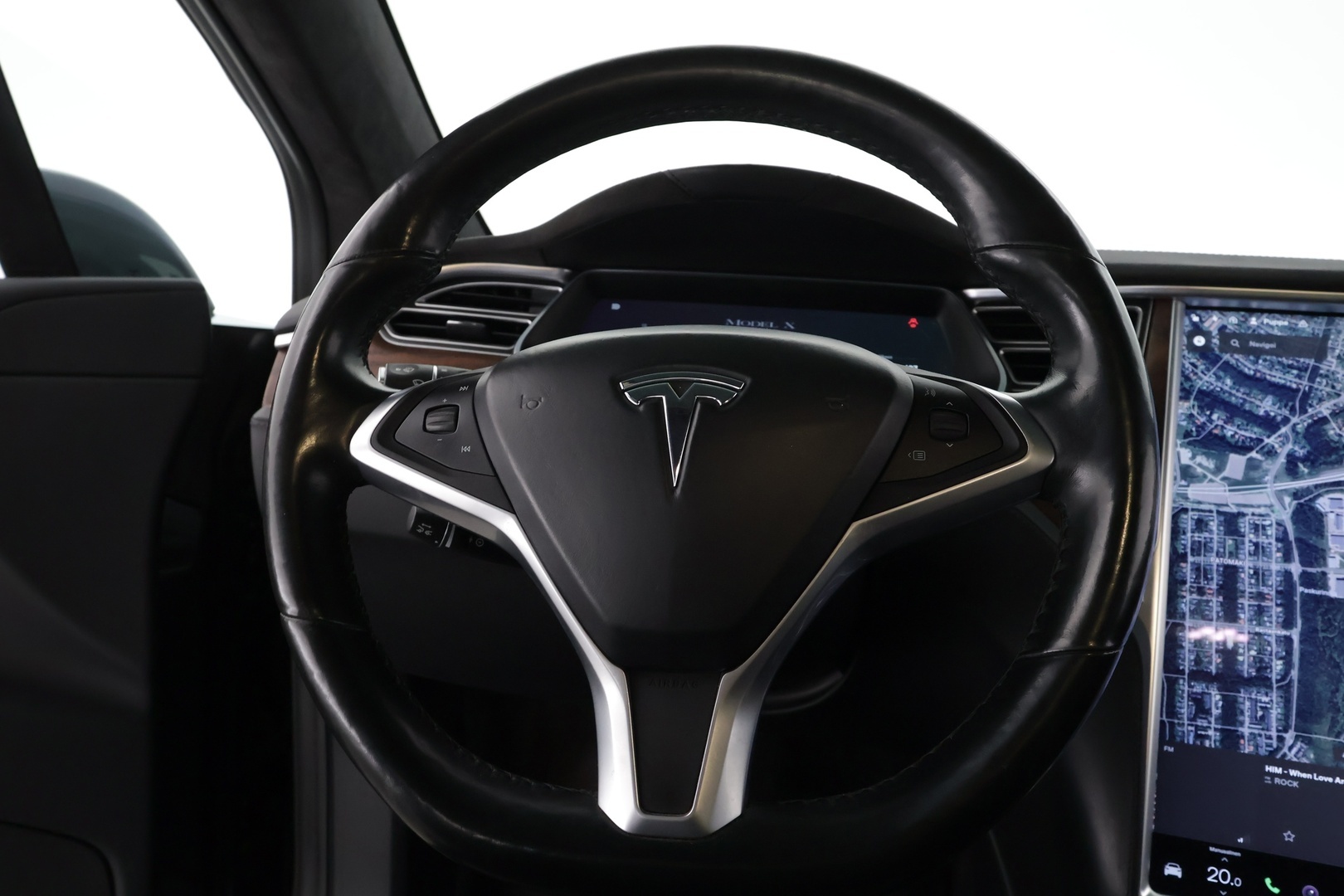 TESLA Model X 2017