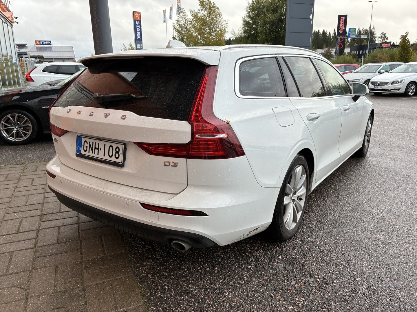 VOLVO V60 2019