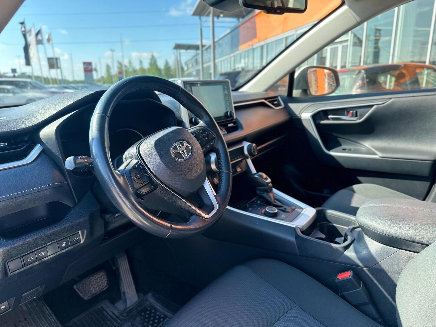 TOYOTA RAV4 2019