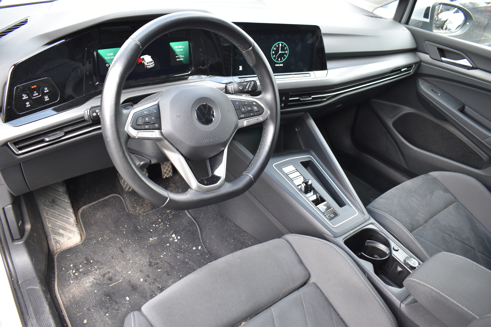 VOLKSWAGEN Golf 2021