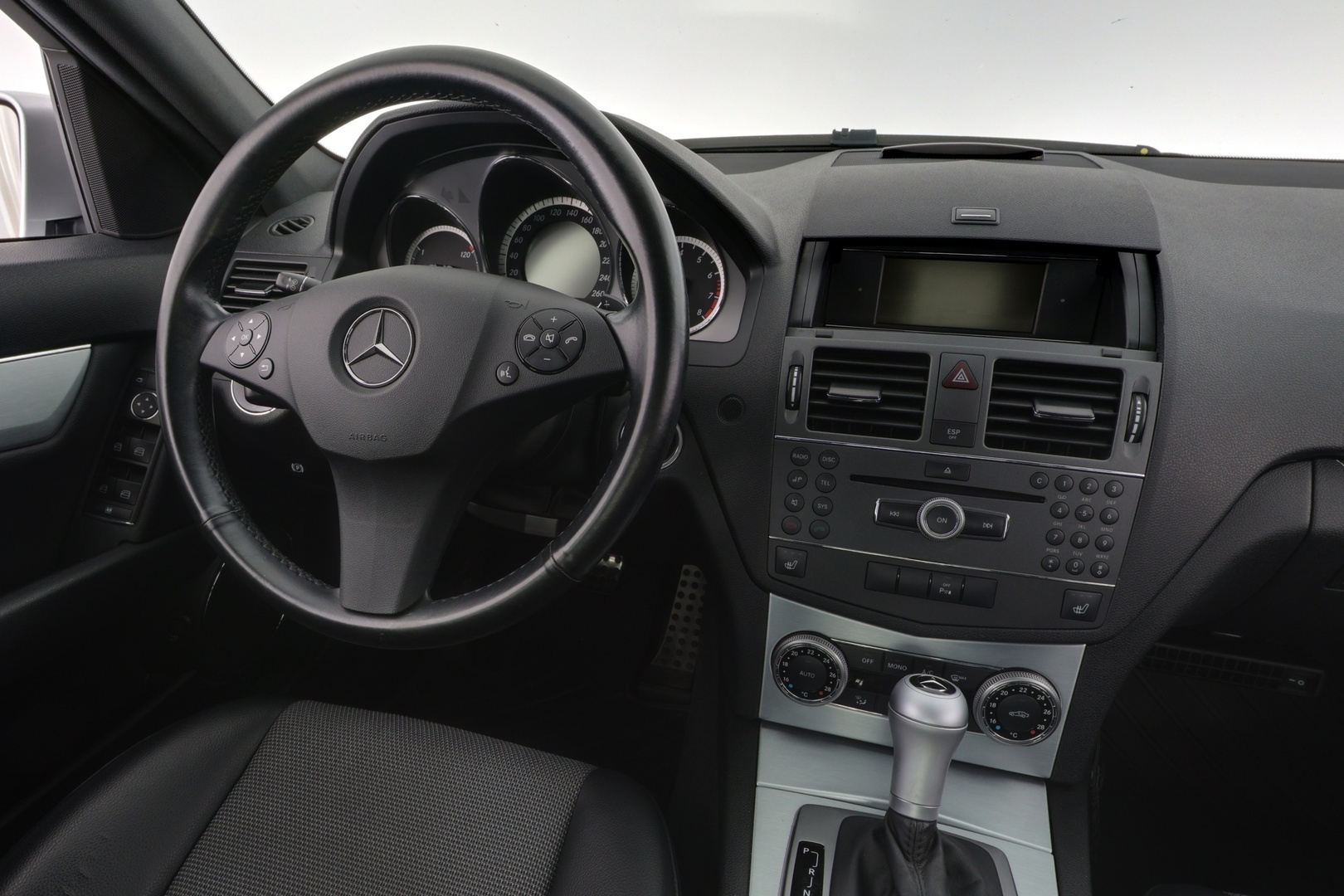 MERCEDES-BENZ C 2010