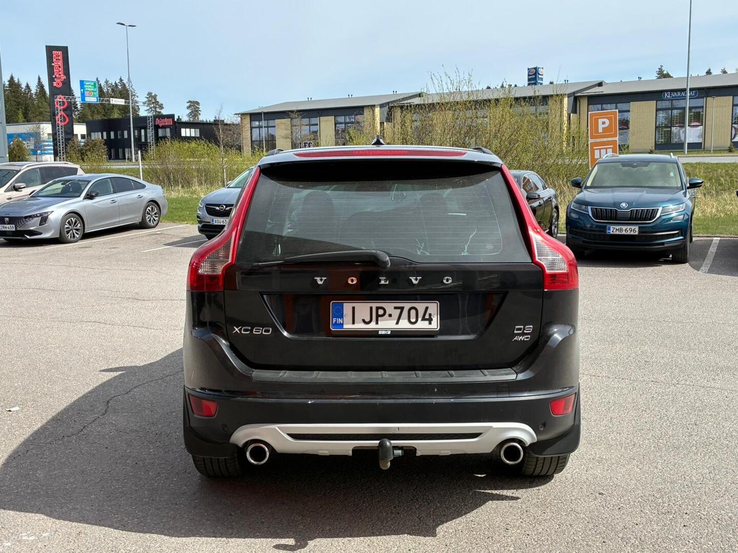 VOLVO XC60 2011