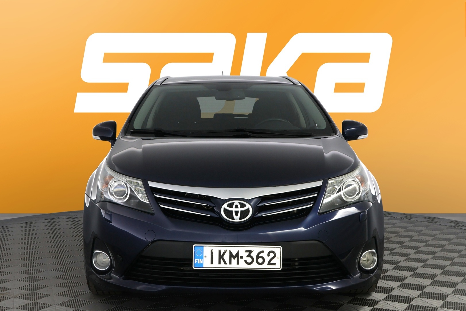 TOYOTA Avensis 2012
