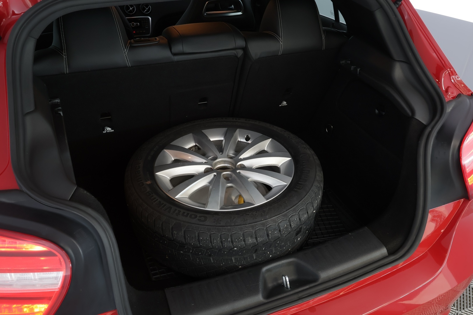 MERCEDES-BENZ A 2013