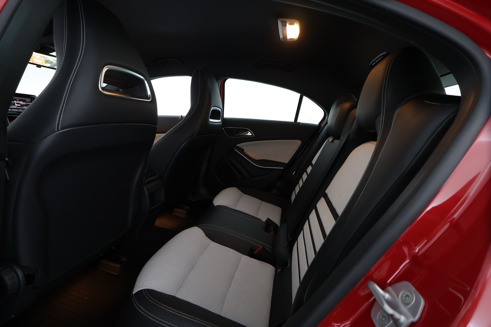 MERCEDES-BENZ A 2013