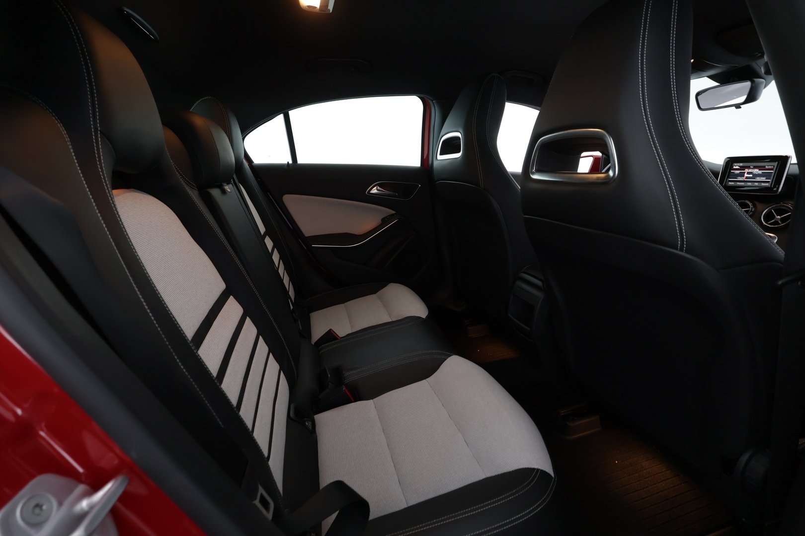 MERCEDES-BENZ A 2013