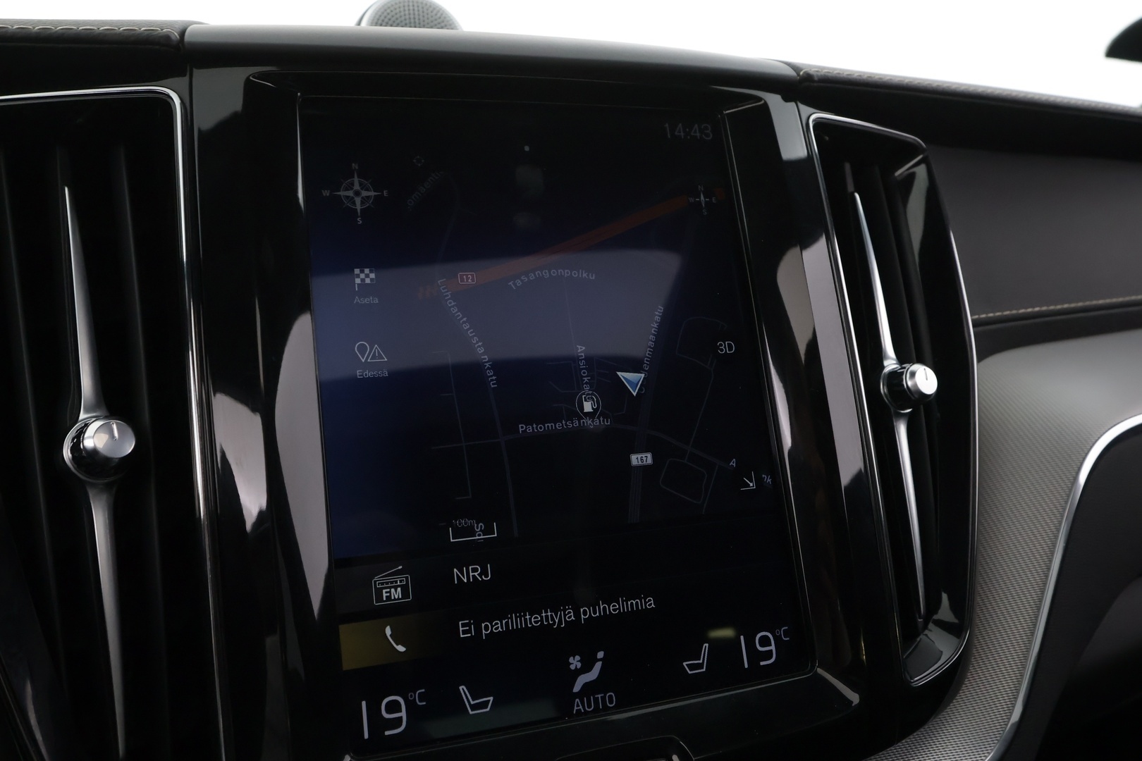 VOLVO XC60 2018