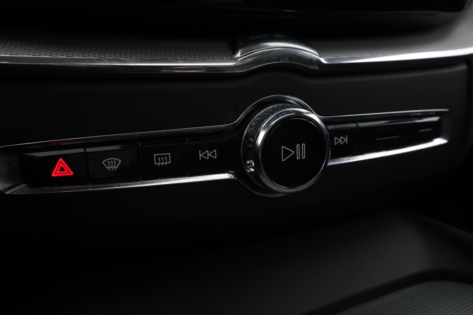 VOLVO XC60 2018