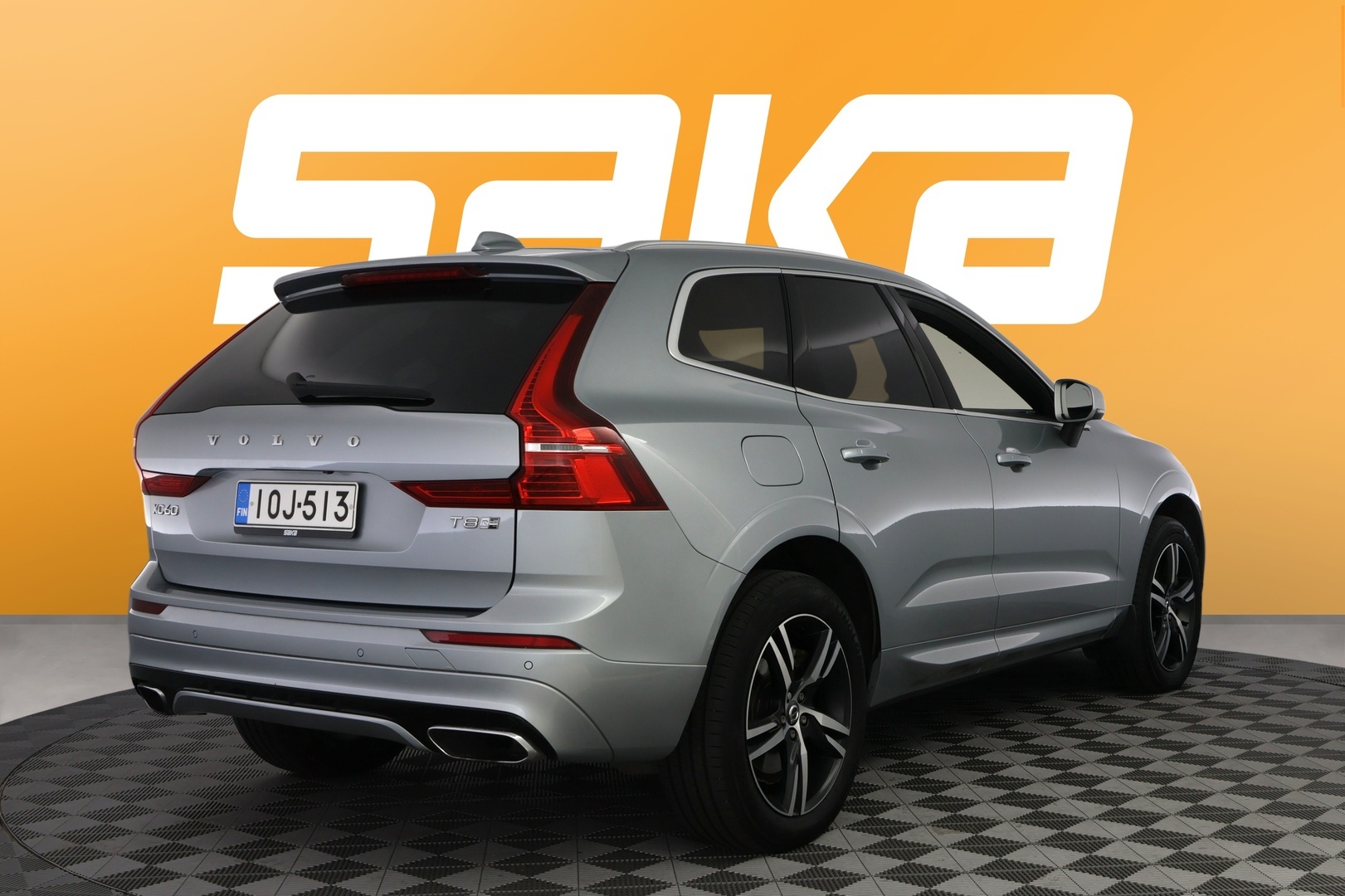 VOLVO XC60 2018