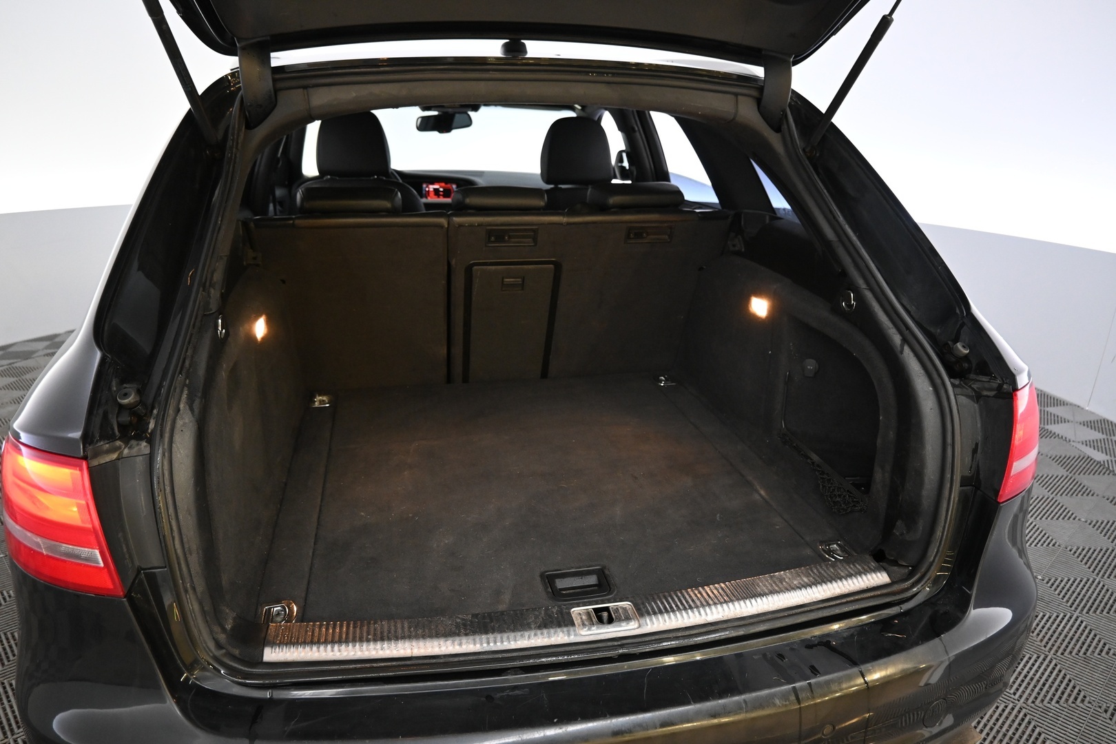 AUDI A4 2008