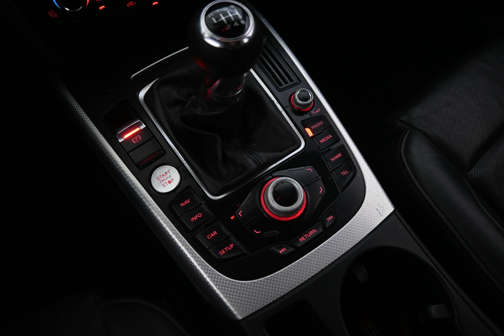 AUDI A4 2008