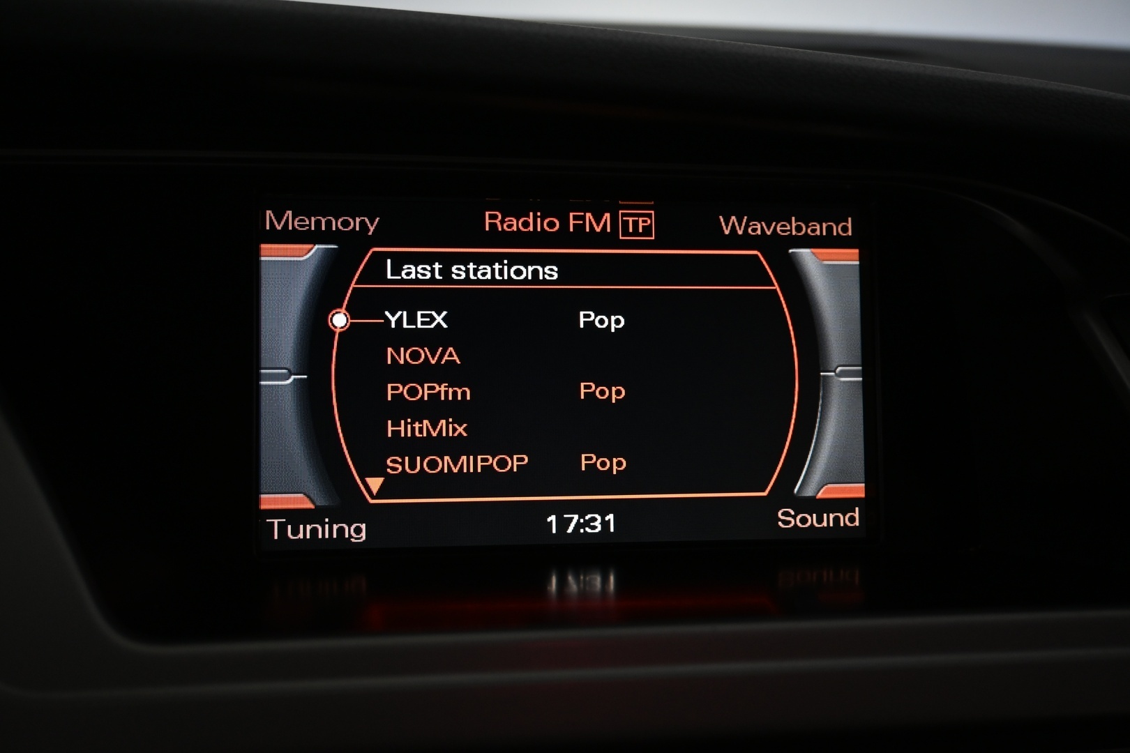 AUDI A4 2008