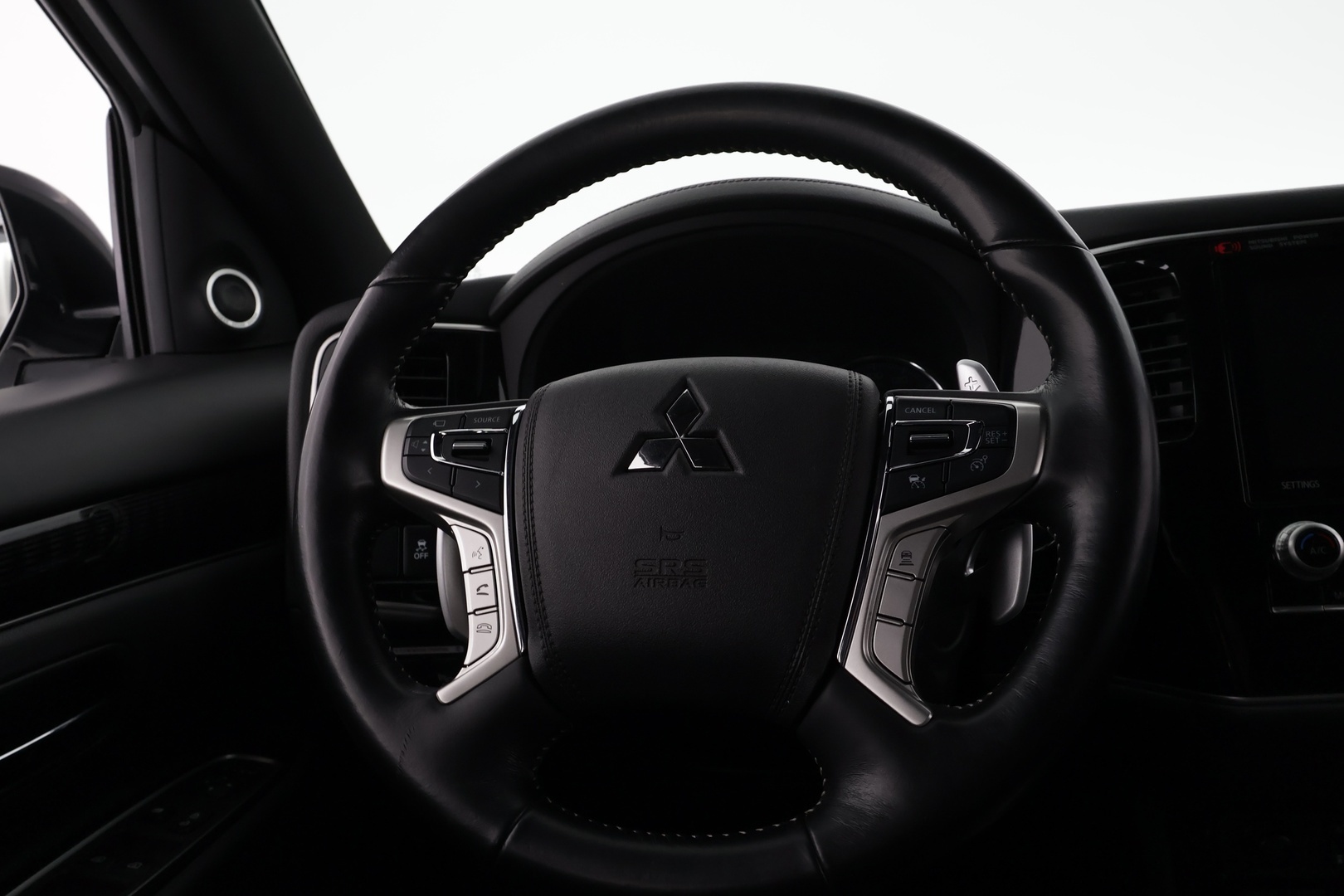 MITSUBISHI Outlander PHEV 2020