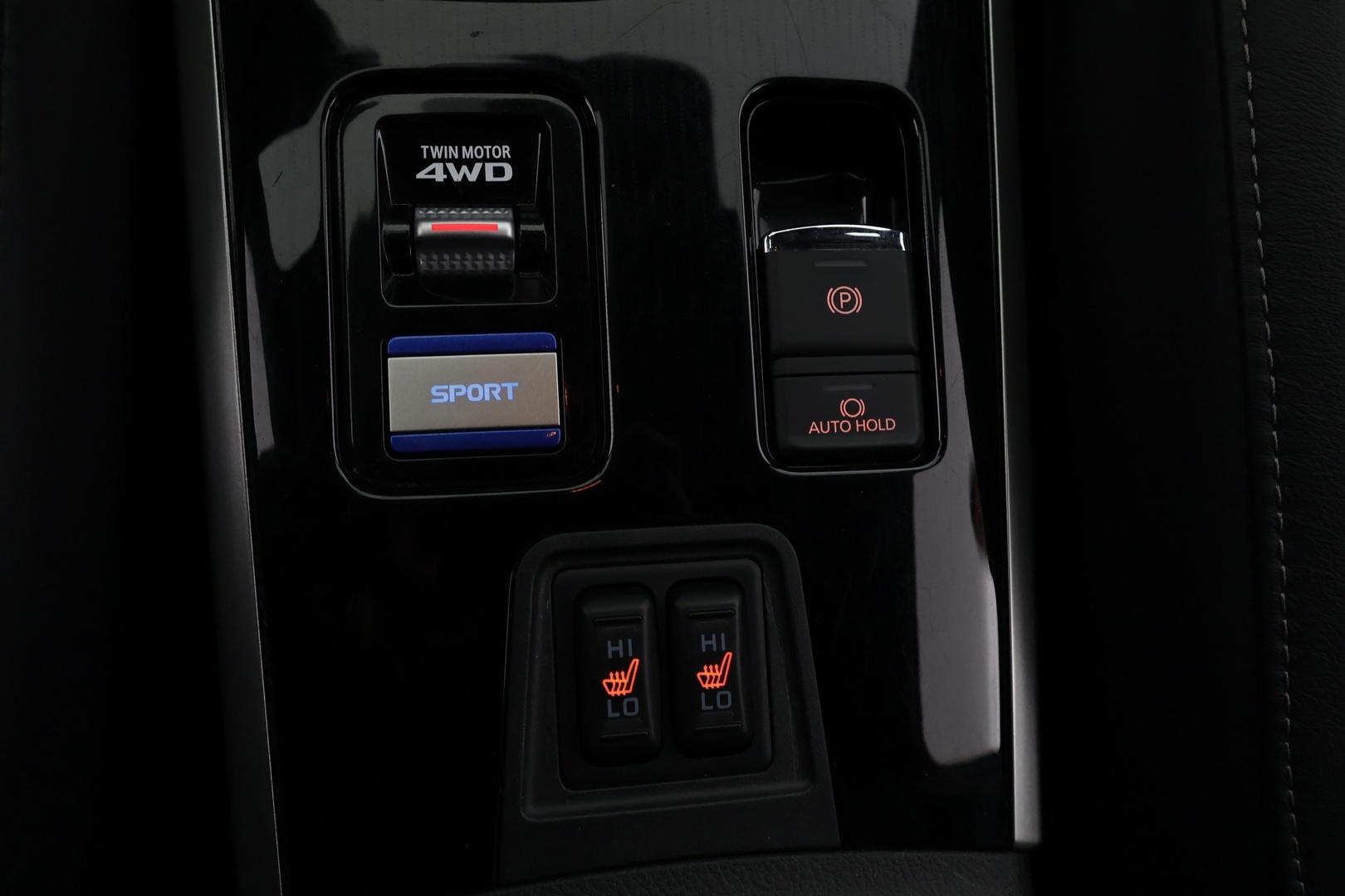 MITSUBISHI Outlander PHEV 2020