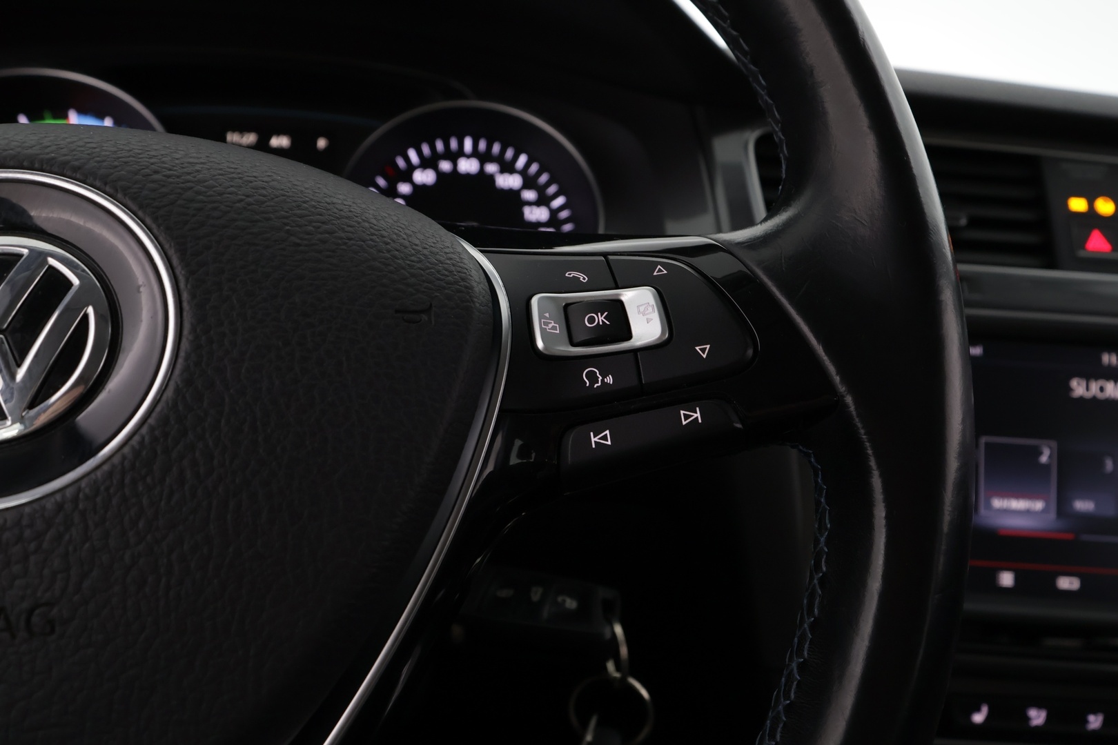 VOLKSWAGEN Golf 2015