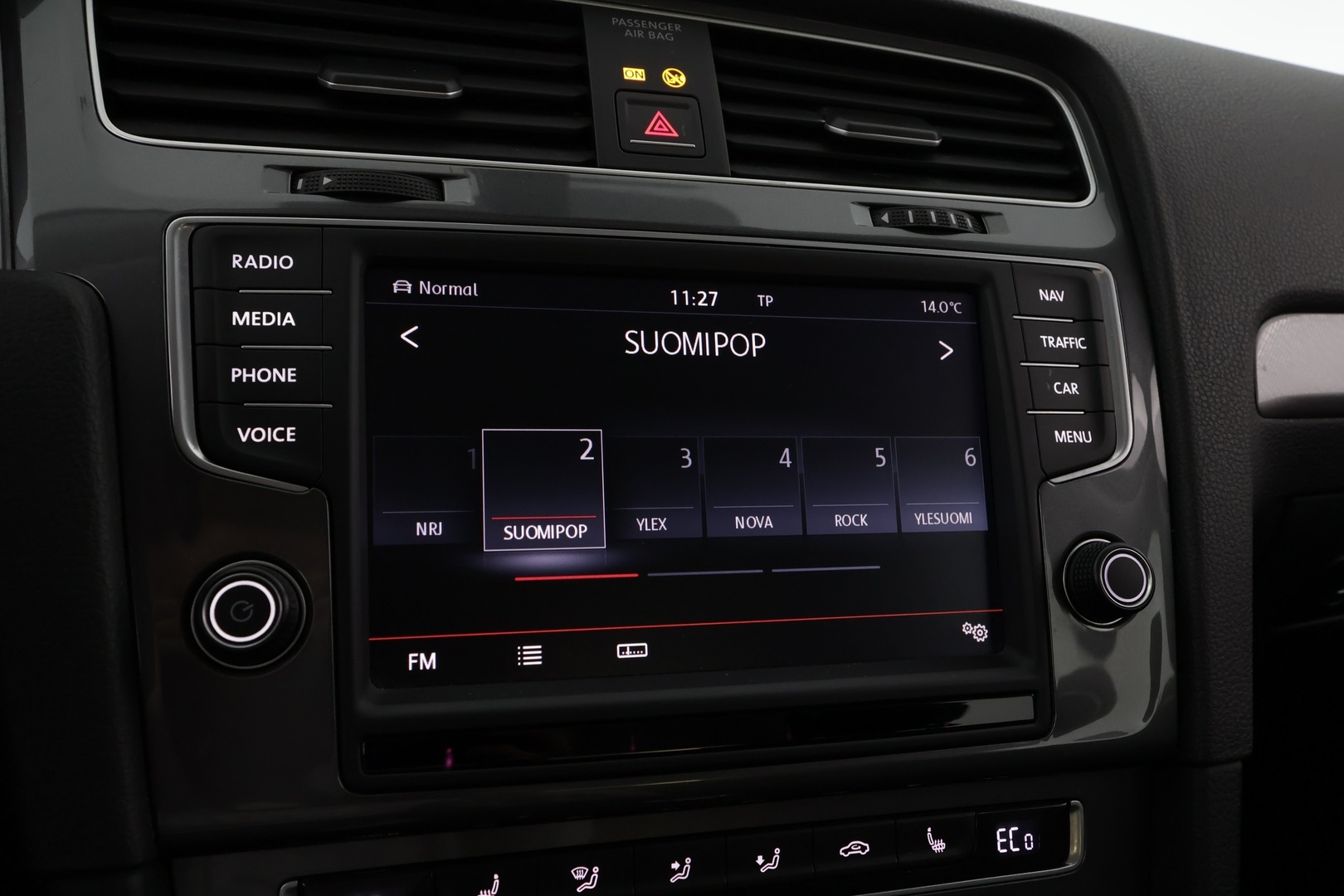 VOLKSWAGEN Golf 2015