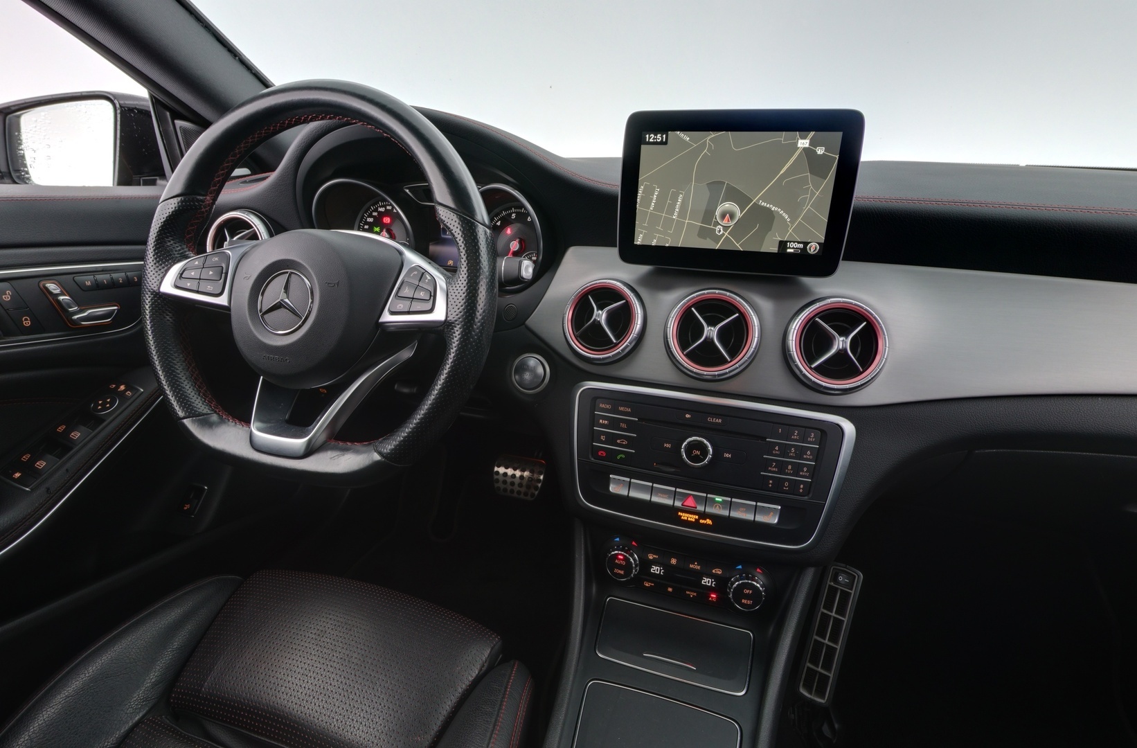 MERCEDES-BENZ CLA 2017