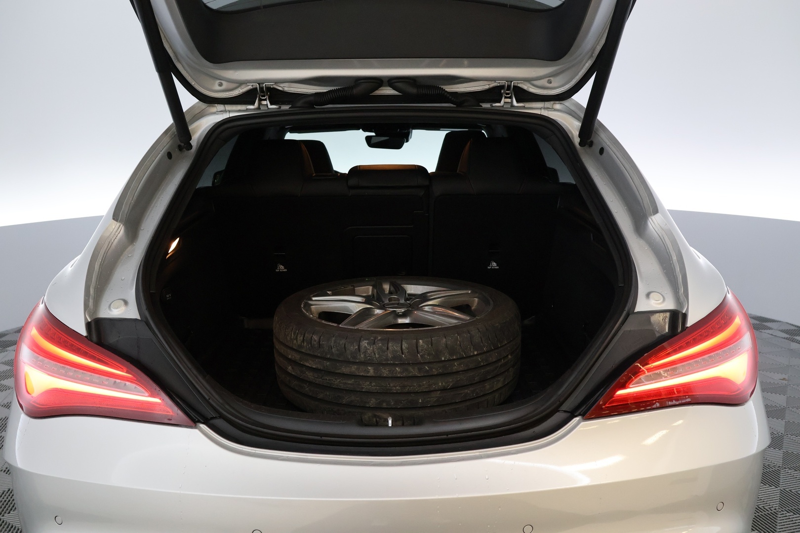 MERCEDES-BENZ CLA 2017