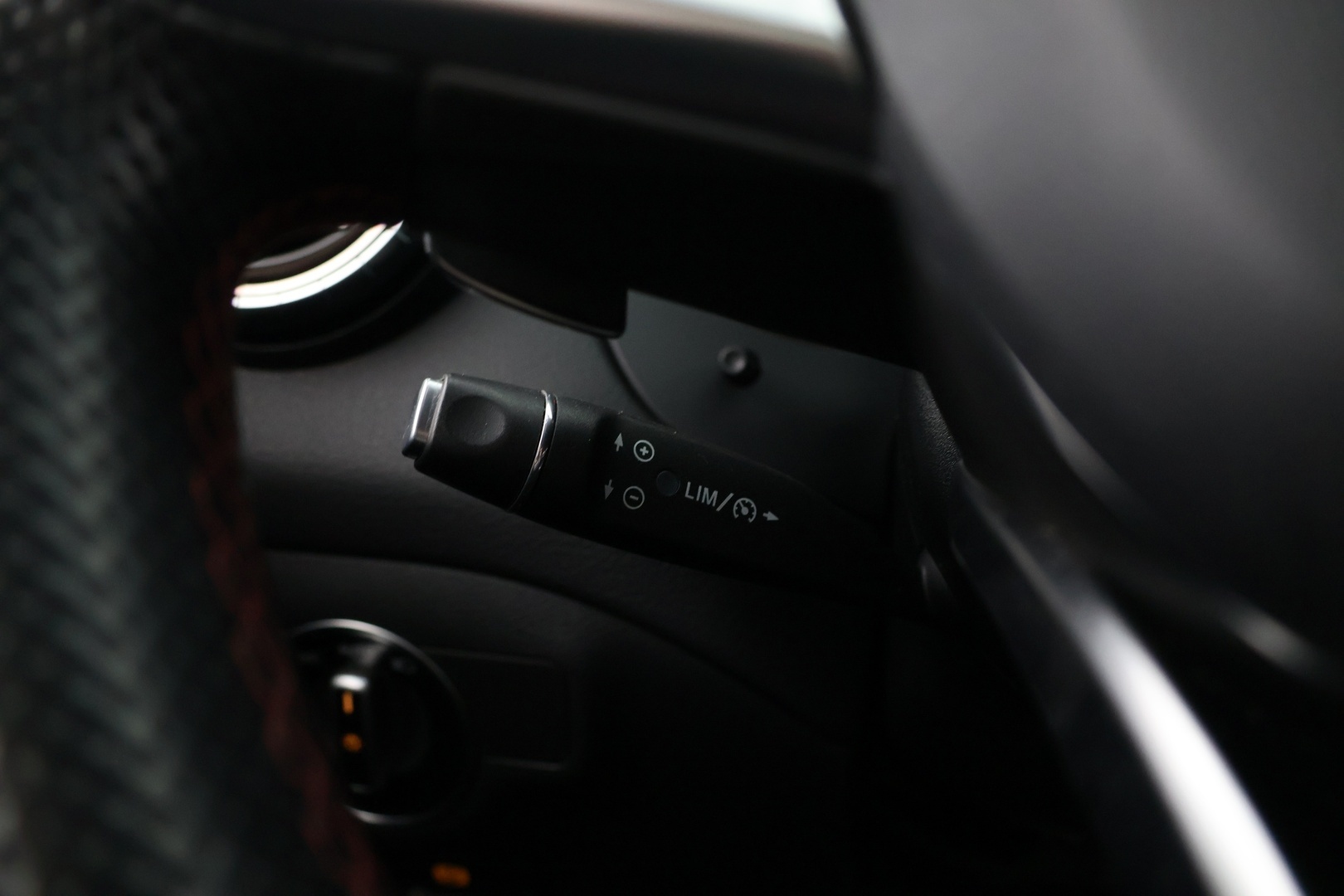 MERCEDES-BENZ CLA 2017