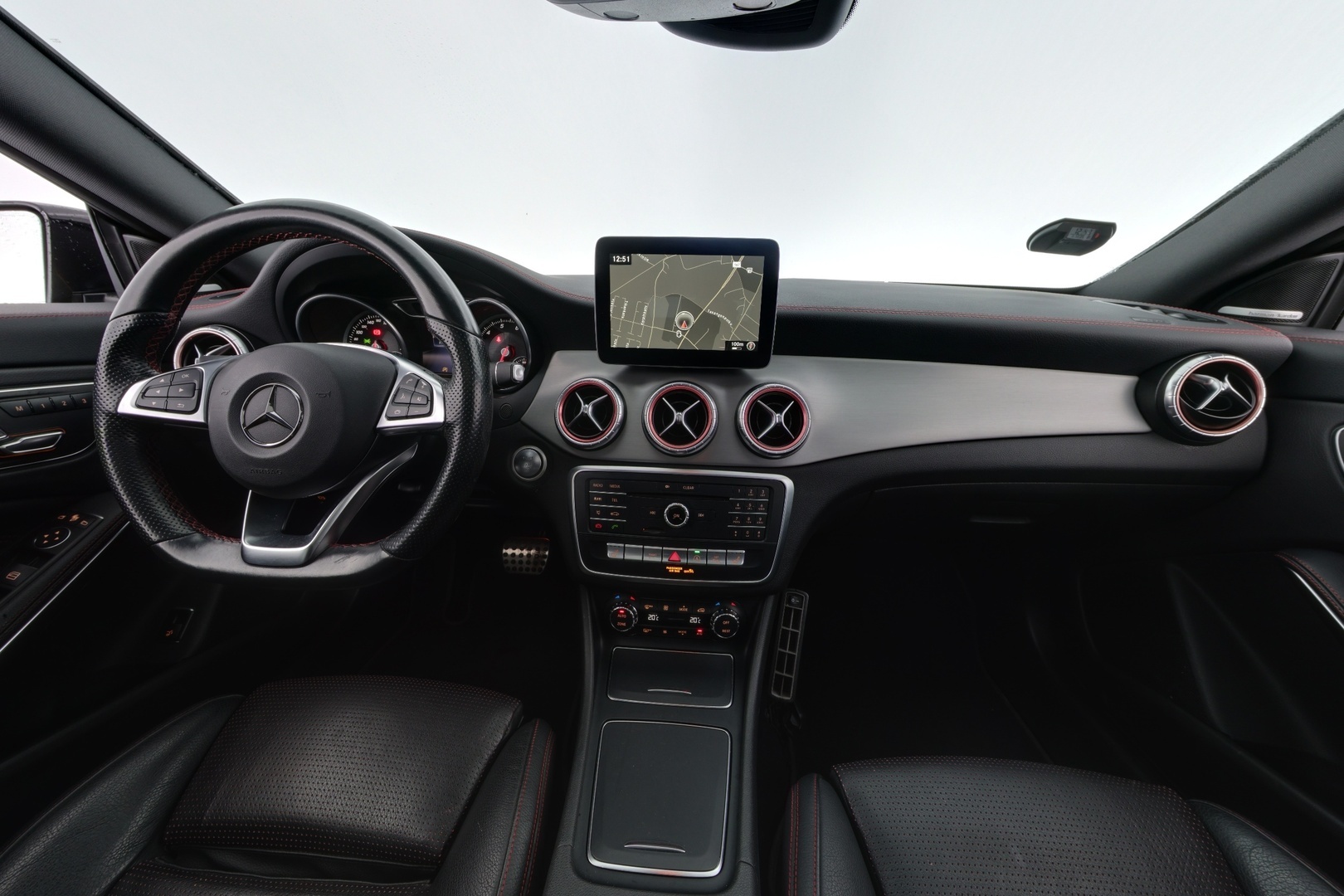 MERCEDES-BENZ CLA 2017