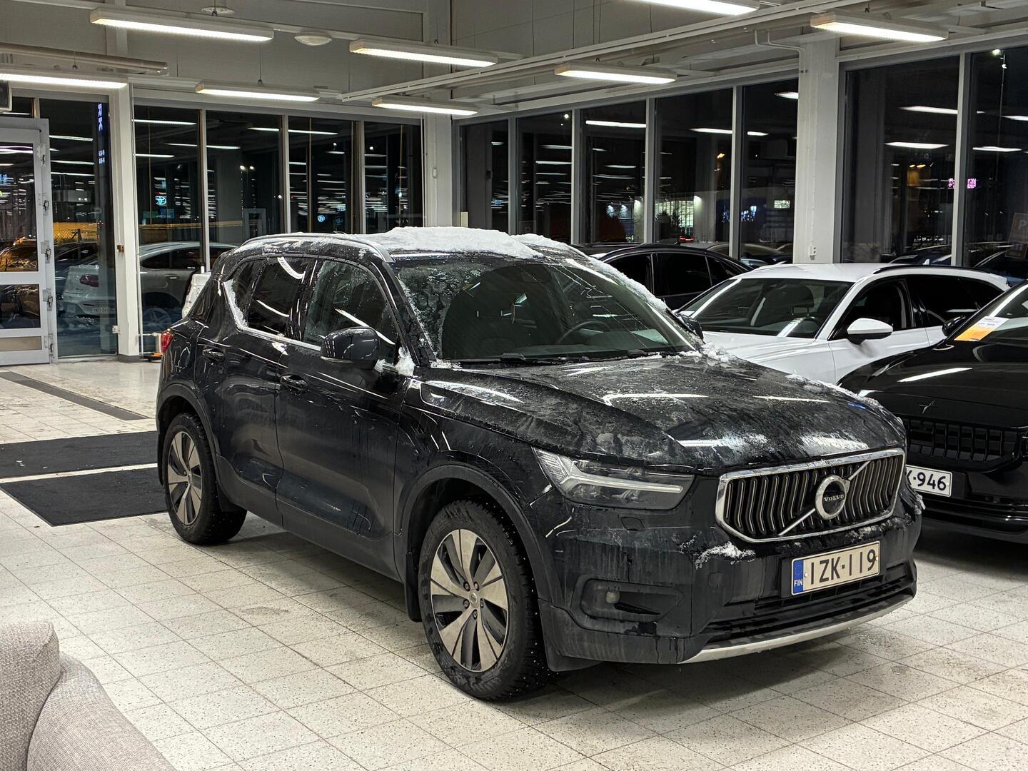VOLVO XC40 2021