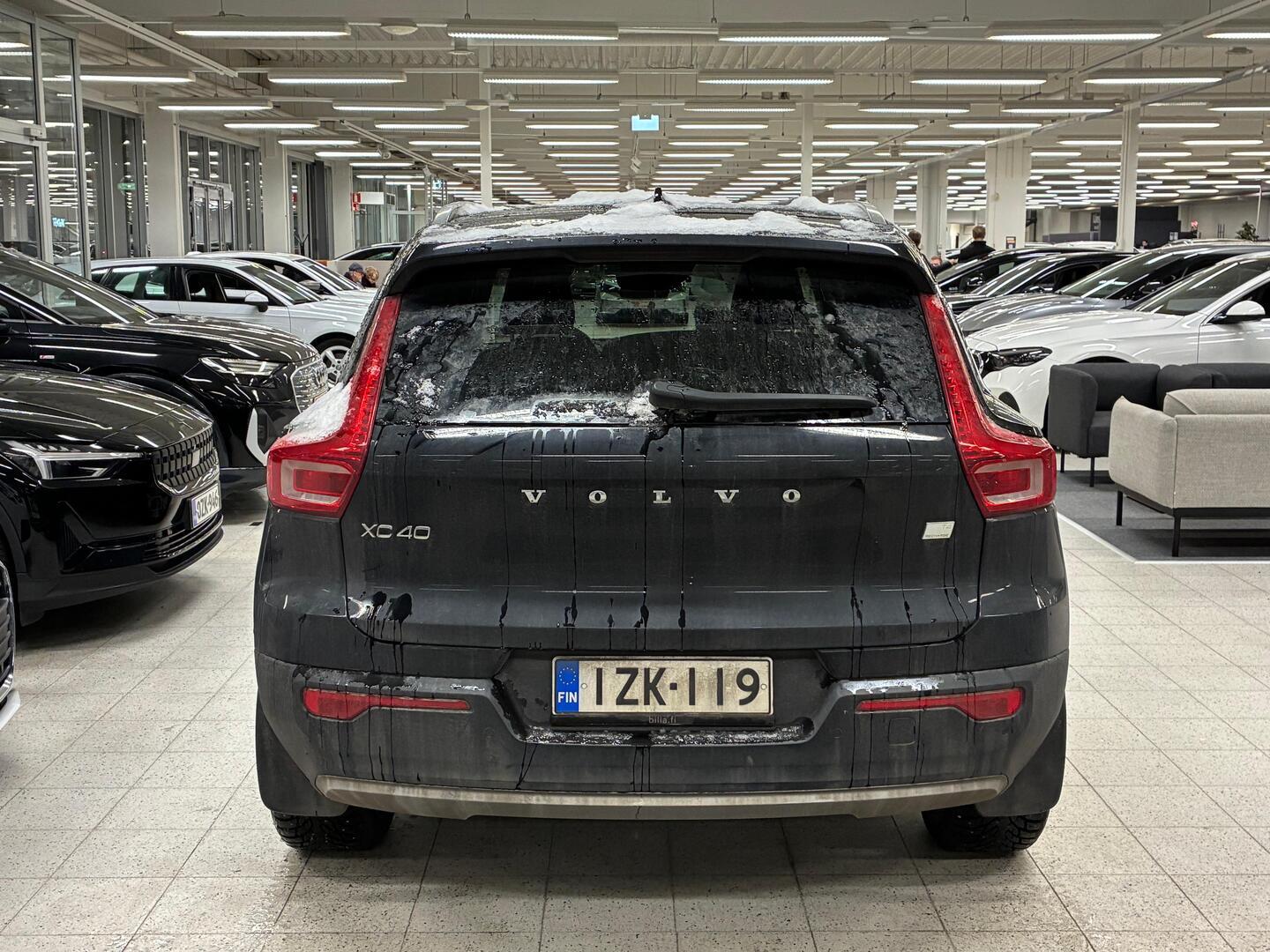 VOLVO XC40 2021