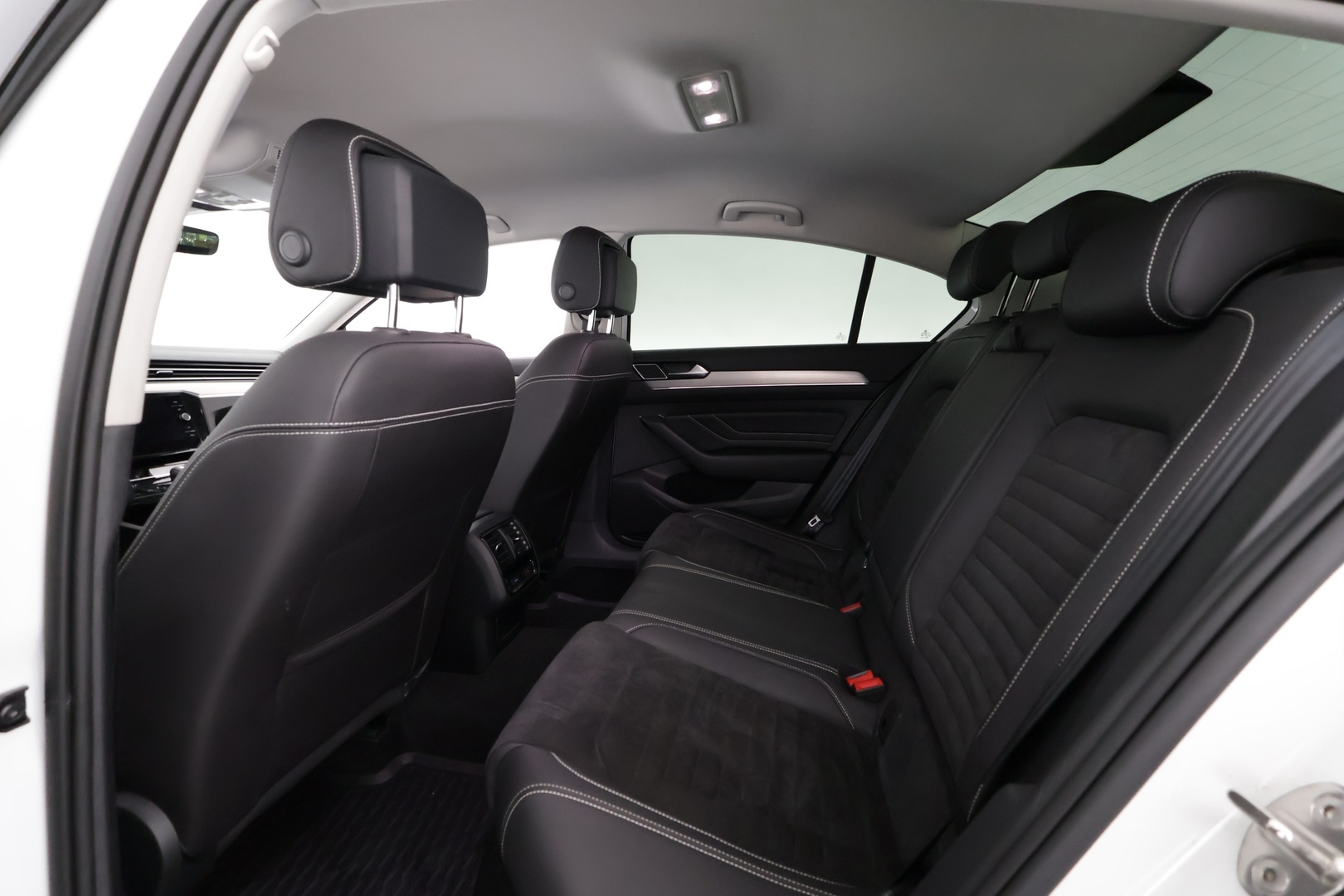 VOLKSWAGEN Passat 2021