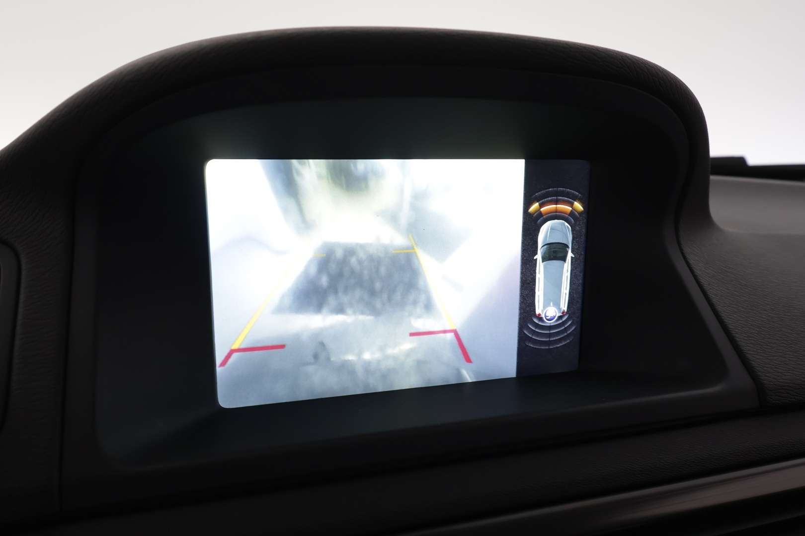VOLVO V70 2015
