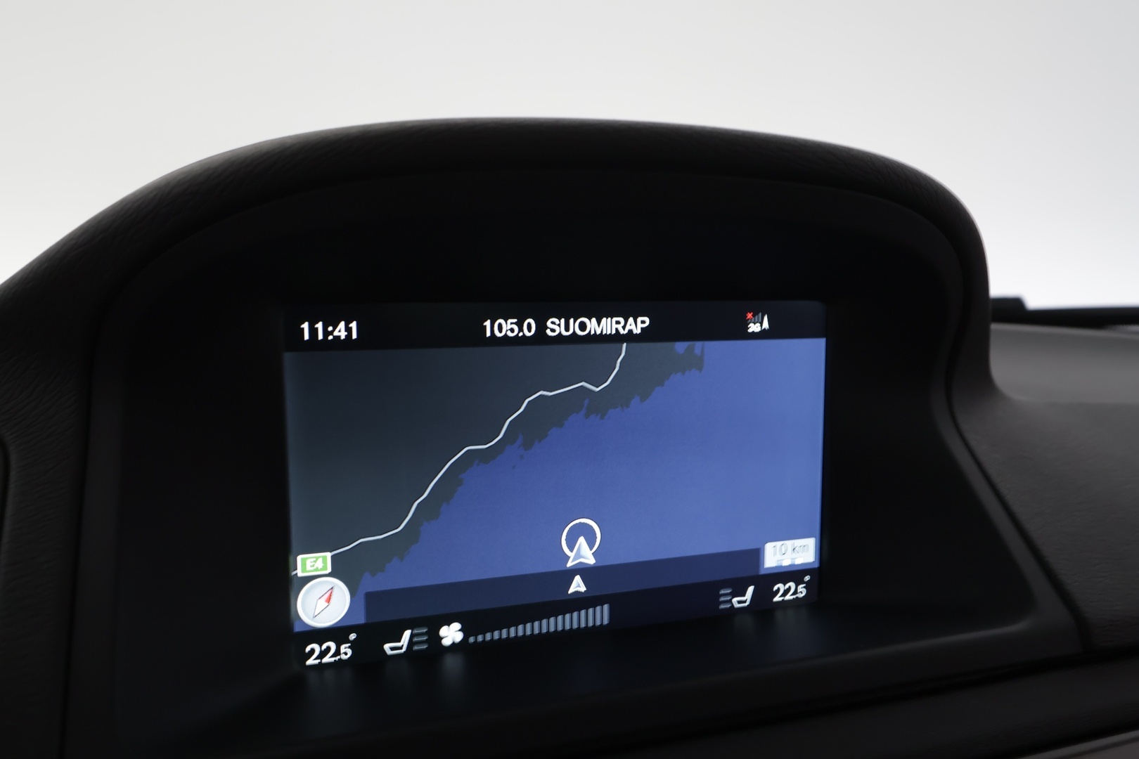 VOLVO V70 2015