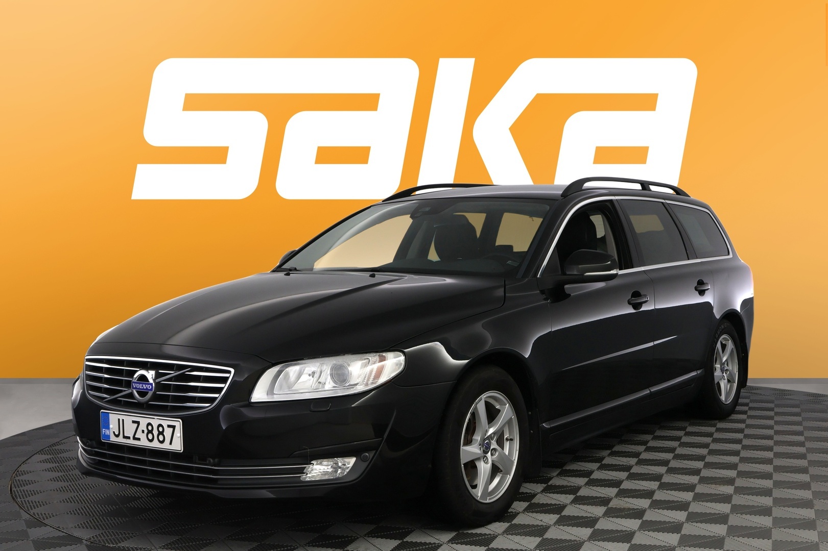 VOLVO V70 2015