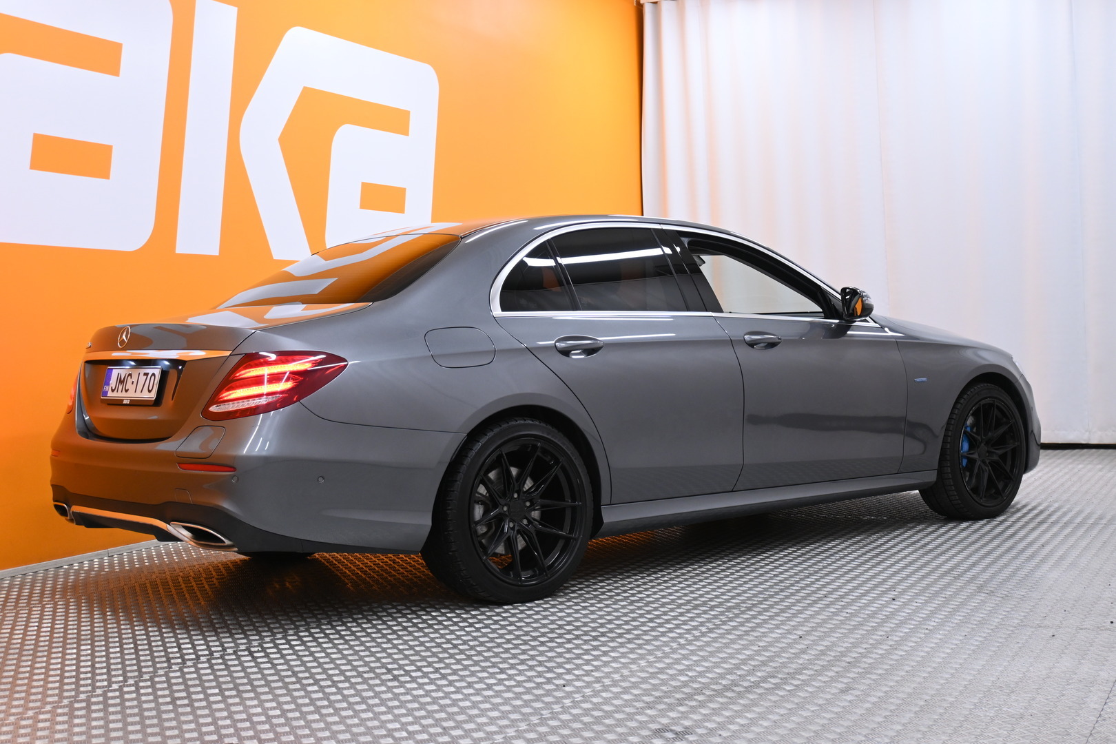 MERCEDES-BENZ E 2017