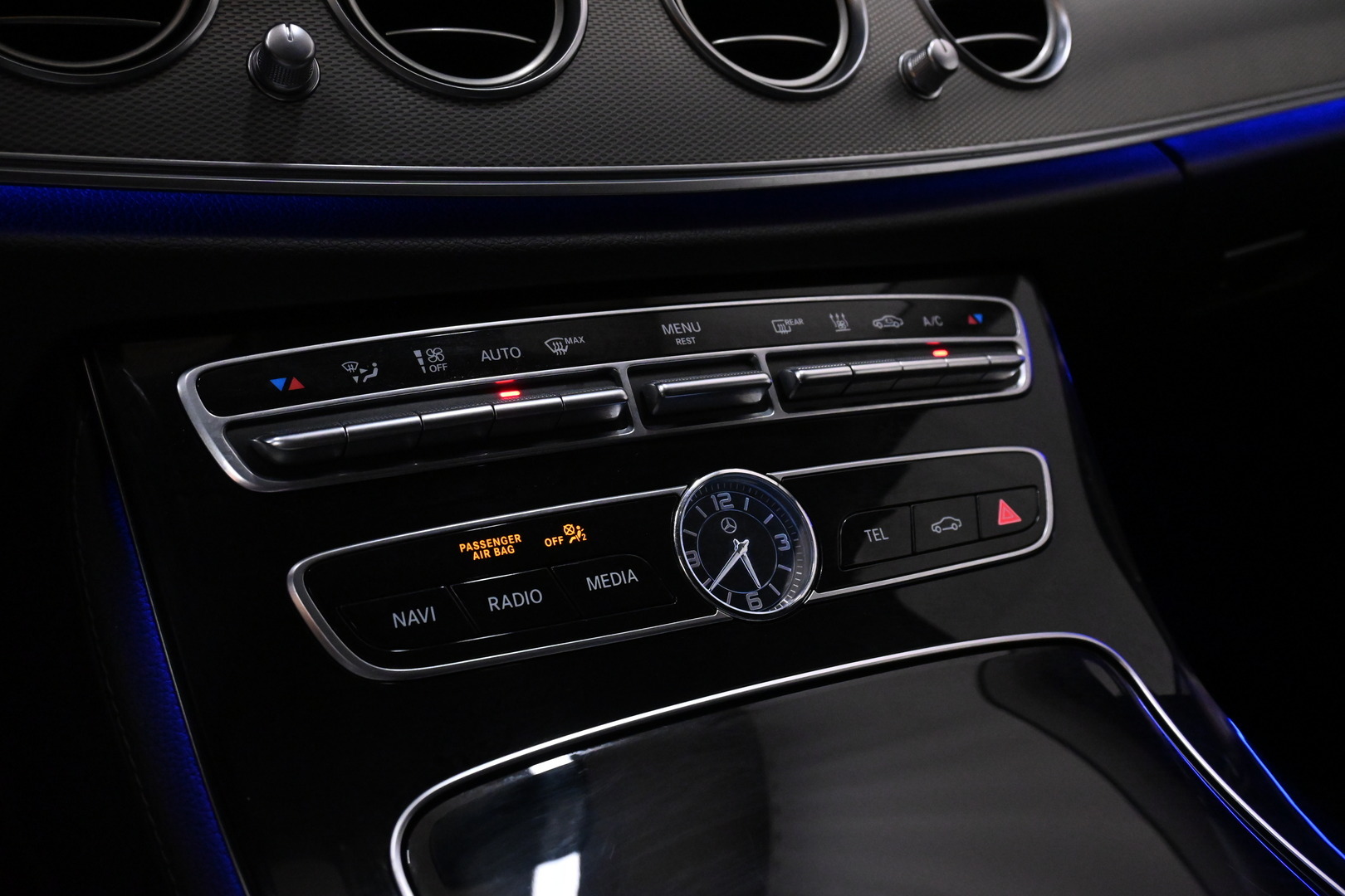 MERCEDES-BENZ E 2017