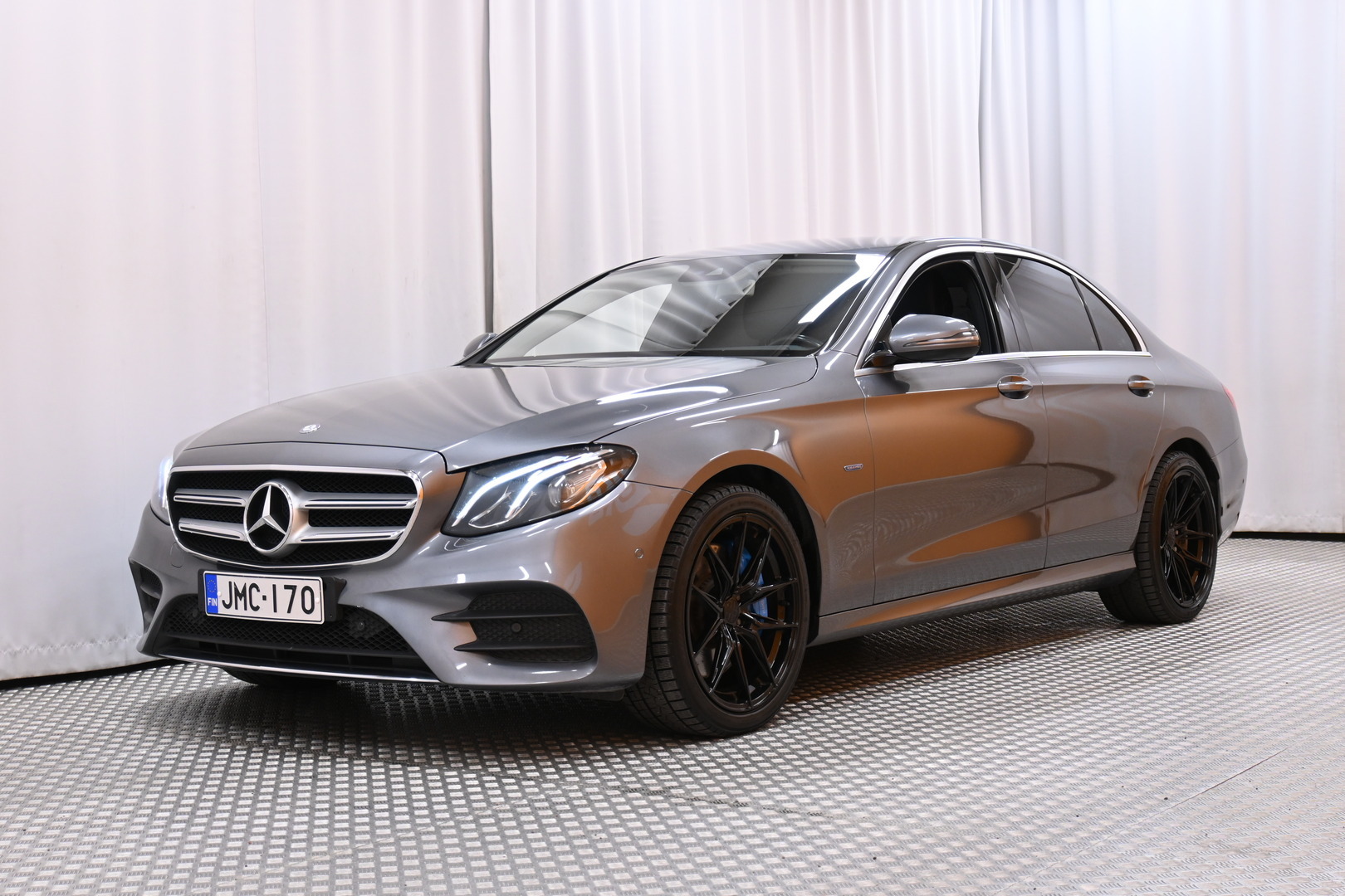 MERCEDES-BENZ E 2017