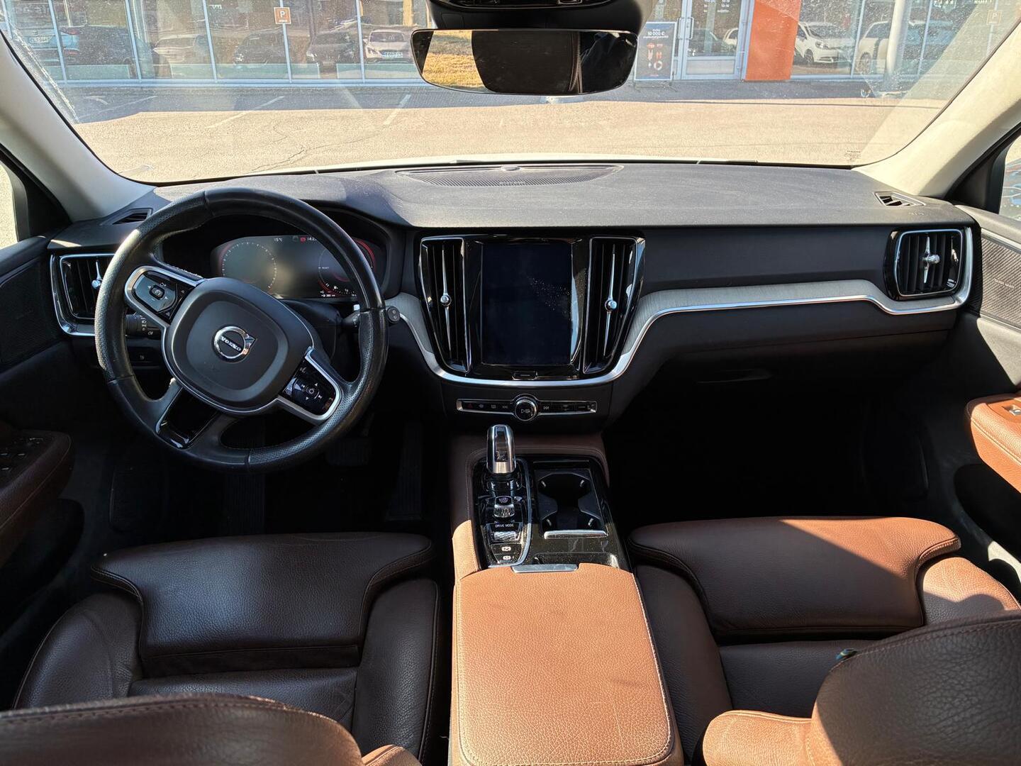 VOLVO V60 2019