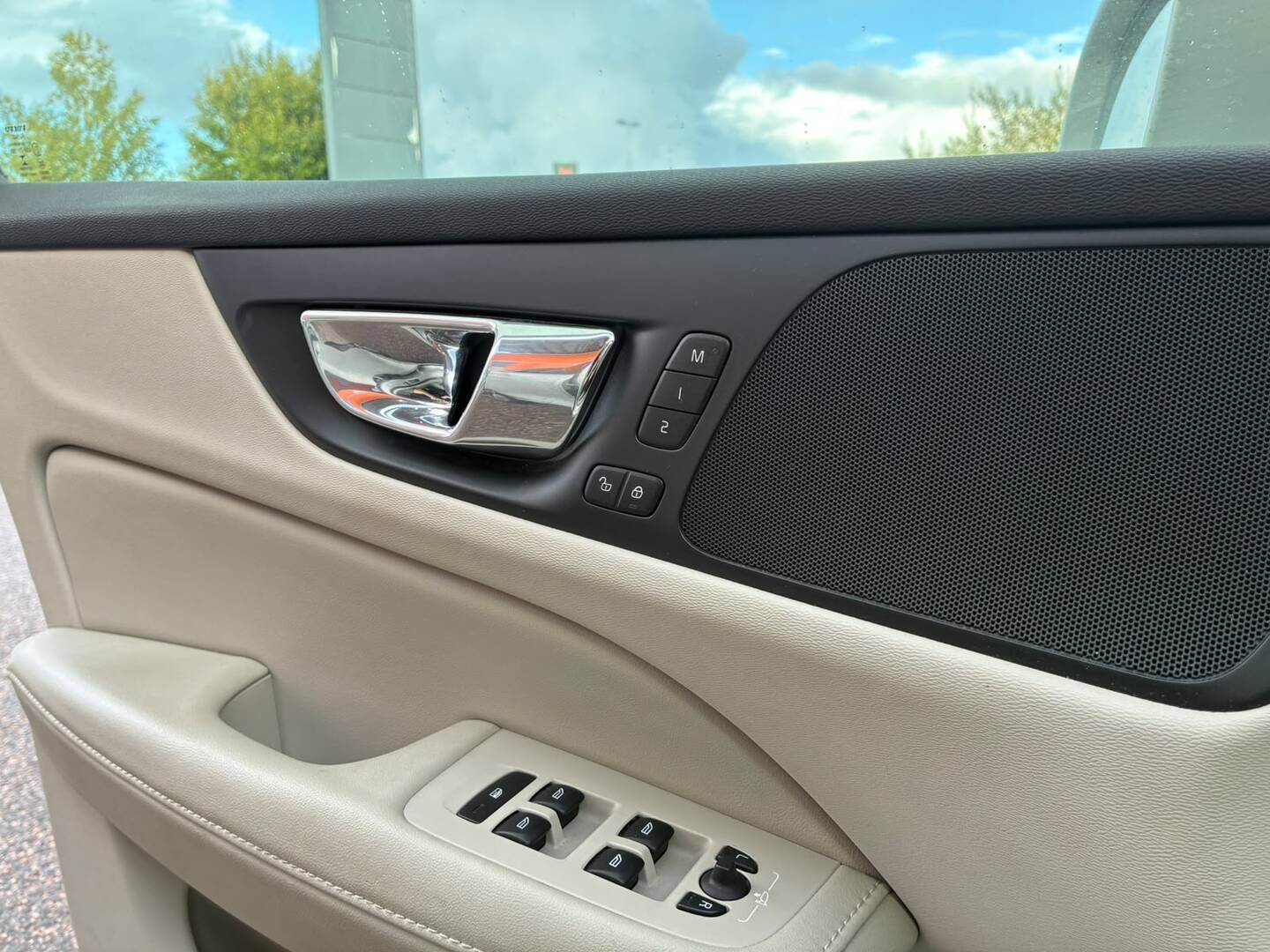VOLVO V60 2019