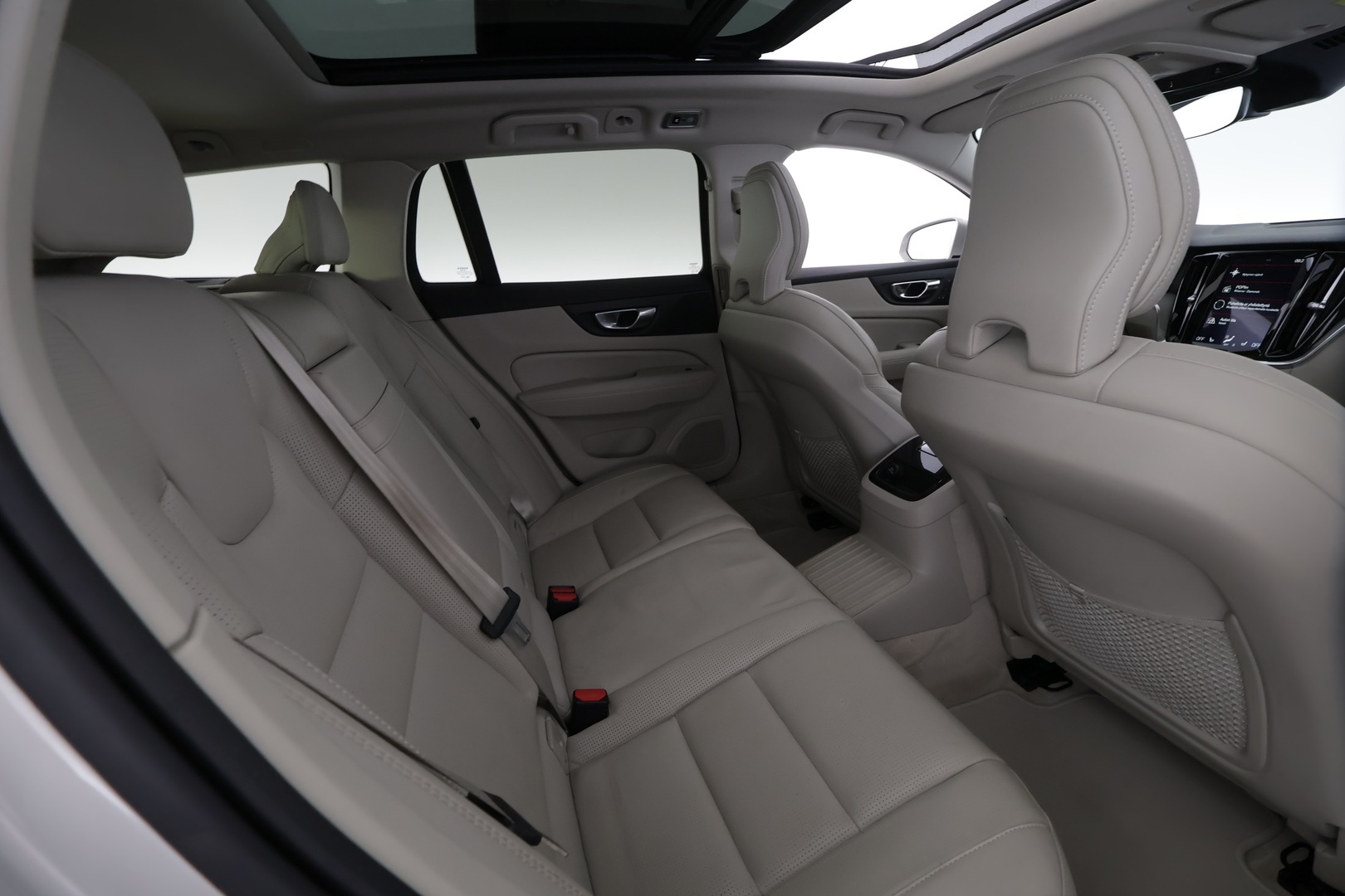 VOLVO V60 2019