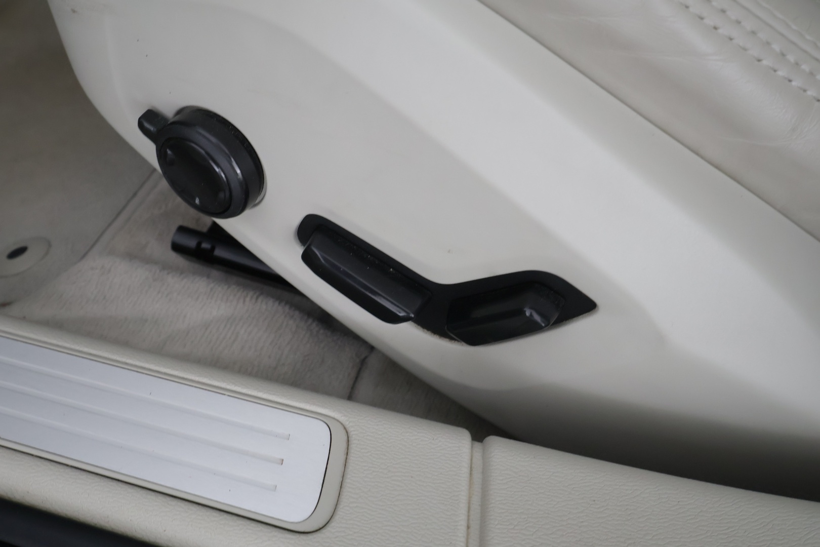 VOLVO V60 2019